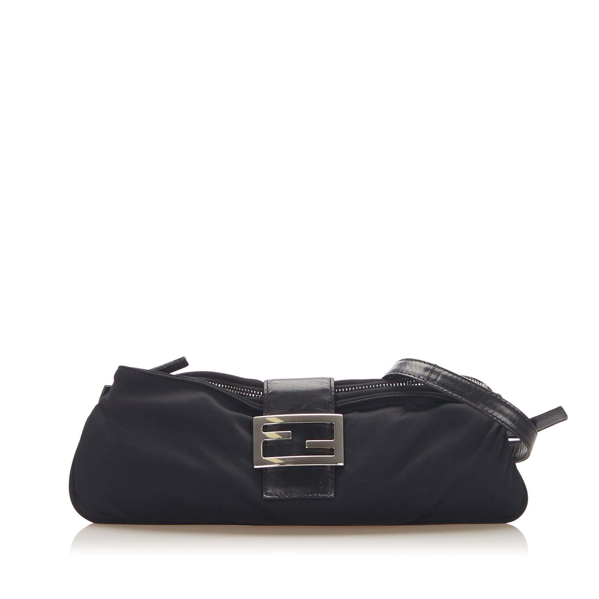 Fendi Canvas Shoulder Bag (SHG-17842)