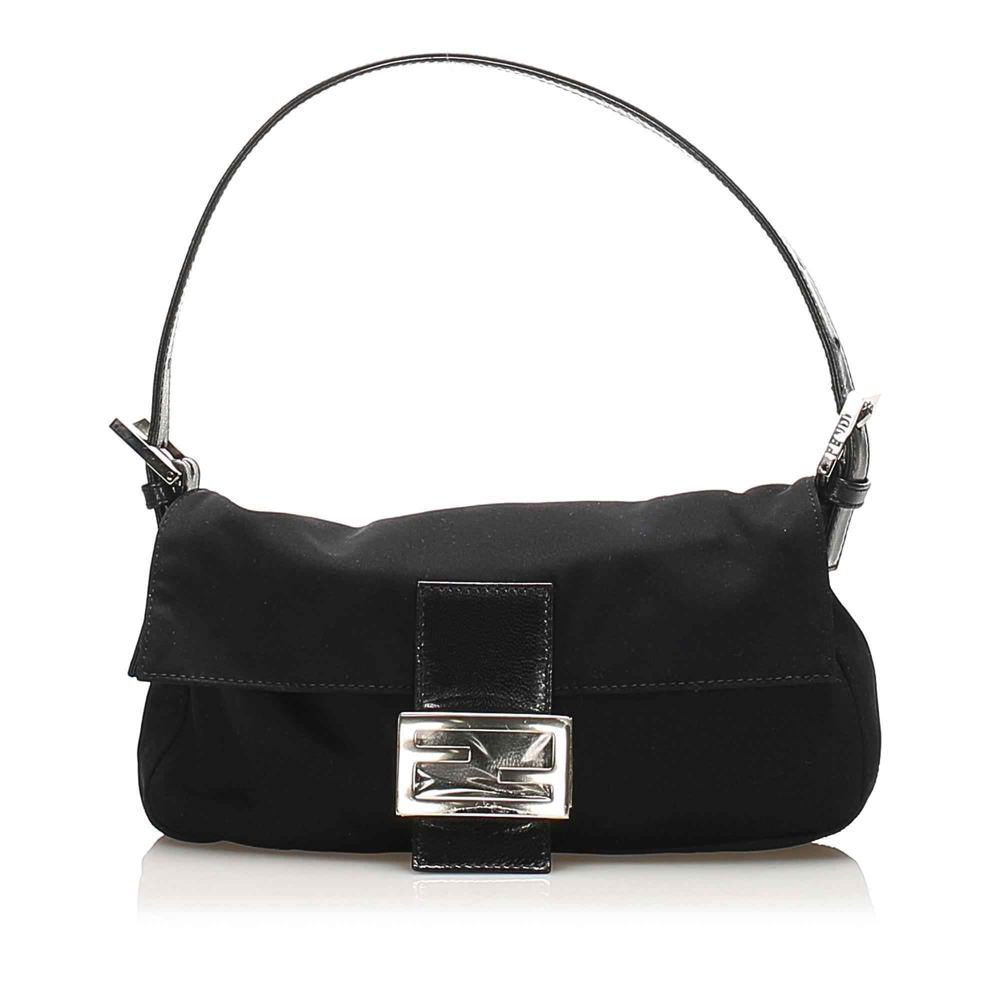 Fendi Nylon Baguette (SHG-14105)