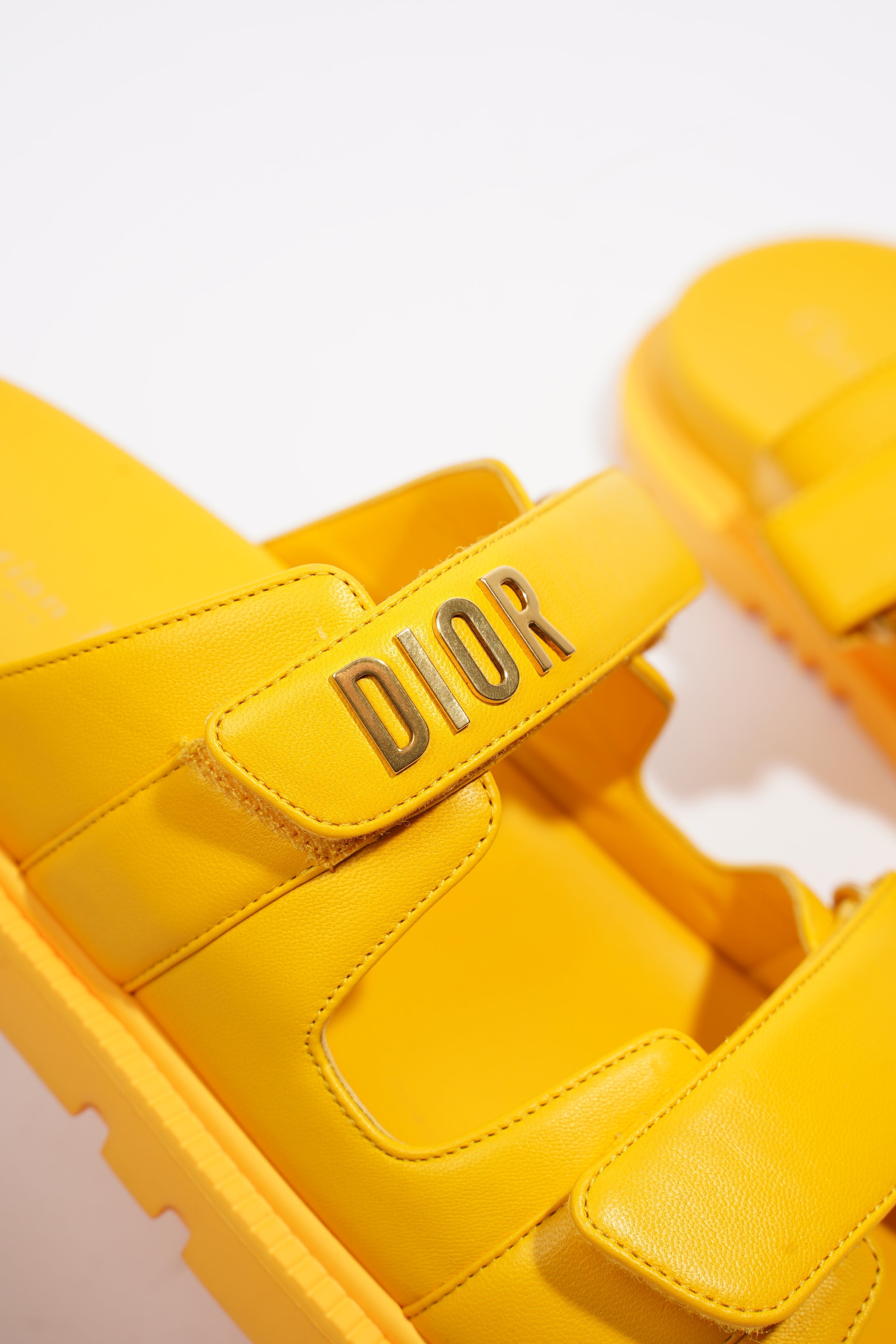 Christian Dior Dioract Yellow Leather EU 41 UK 8