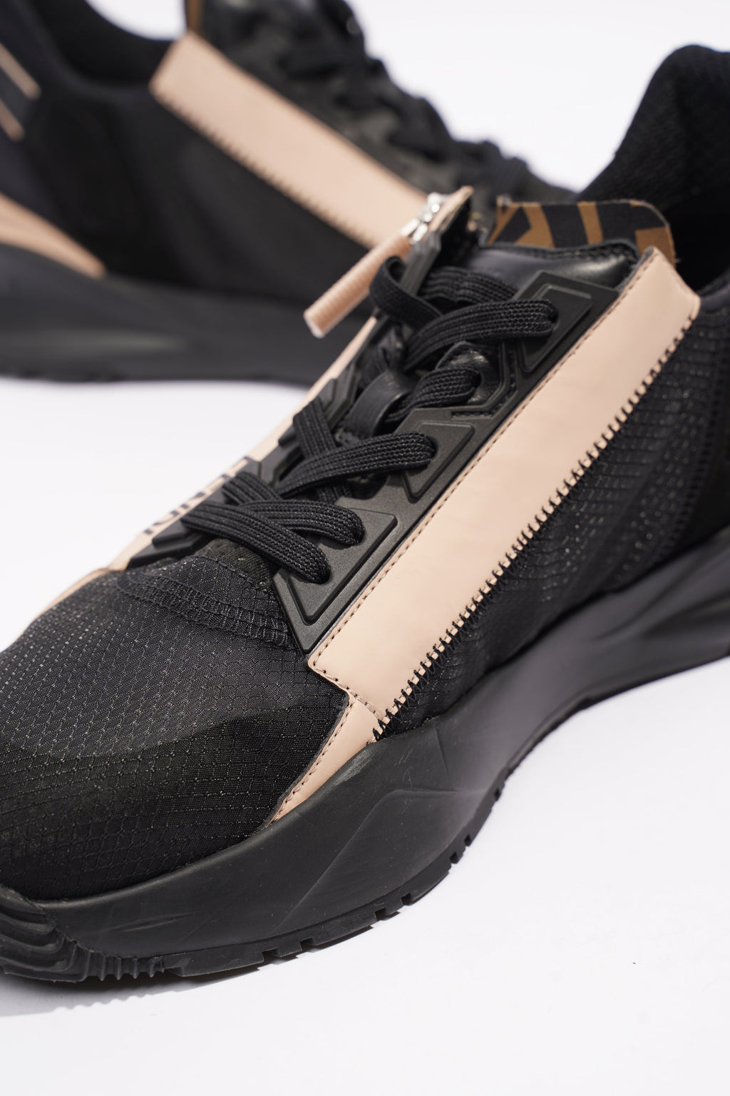 Fendi Flow Sneaker Black / Nude Nylon EU 40 UK 7