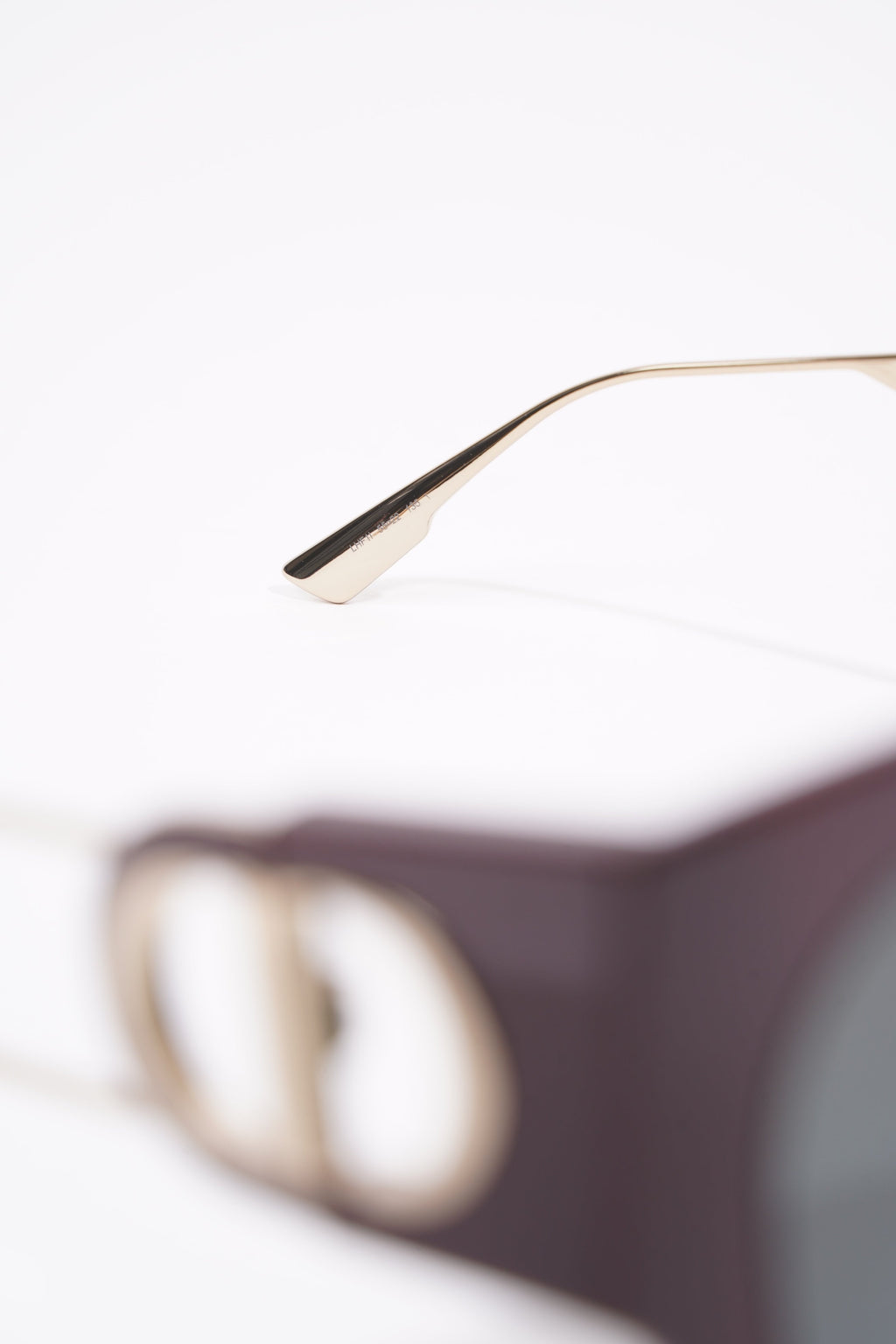 Christian Dior 30 Montaigne Sunglasses Maroon / Gold Acetate 135mm