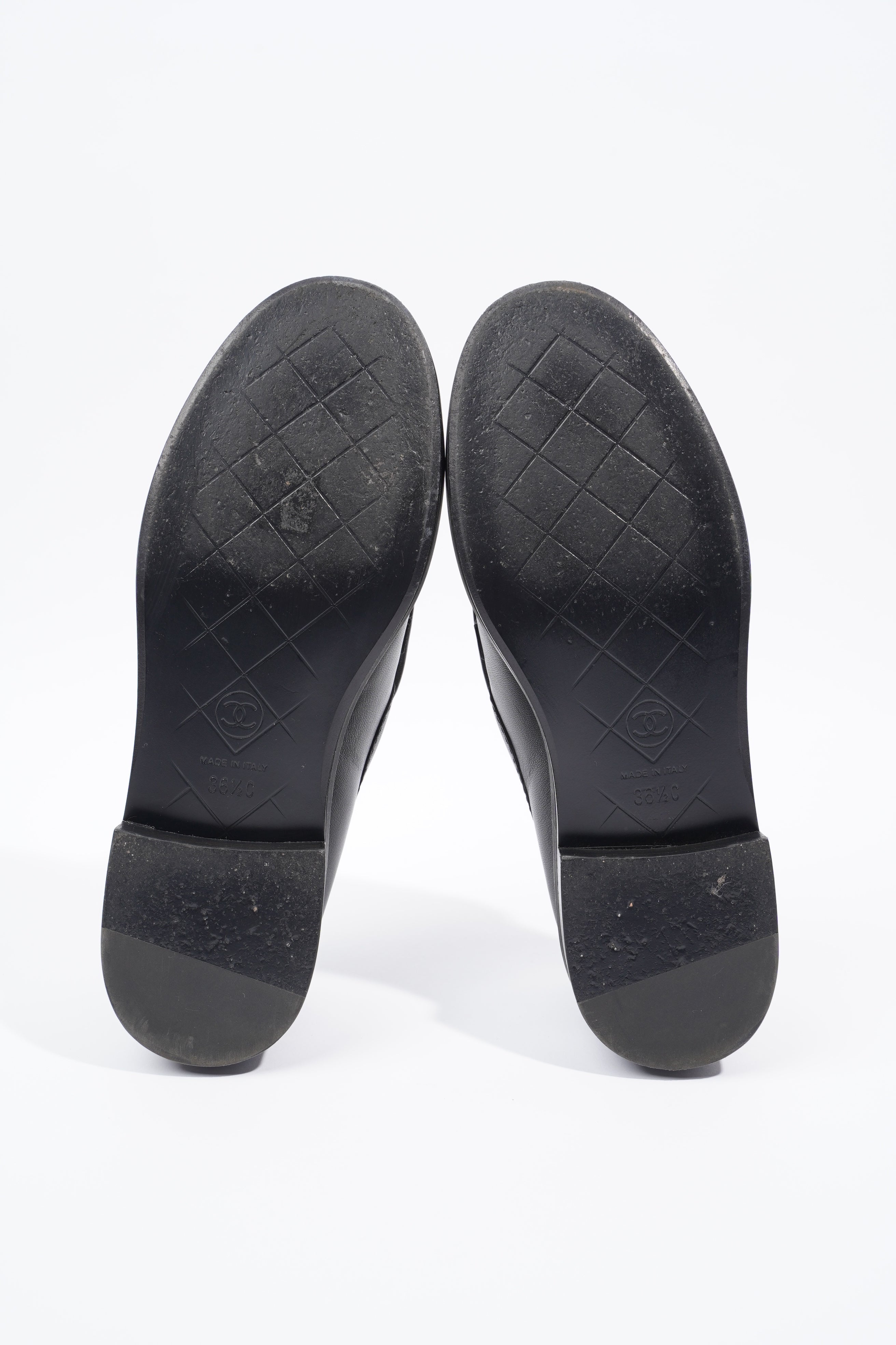 Chanel Quilted Flap Turnlock CC Logo Black Leather EU 36.5 UK 3.5