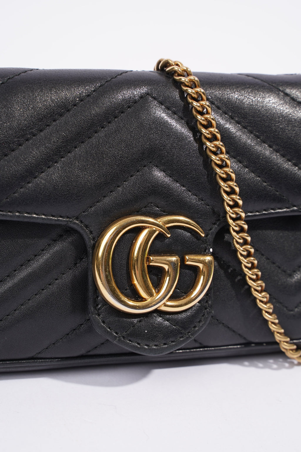 Gucci Marmont Flap Black Matelasse Leather Super Mini