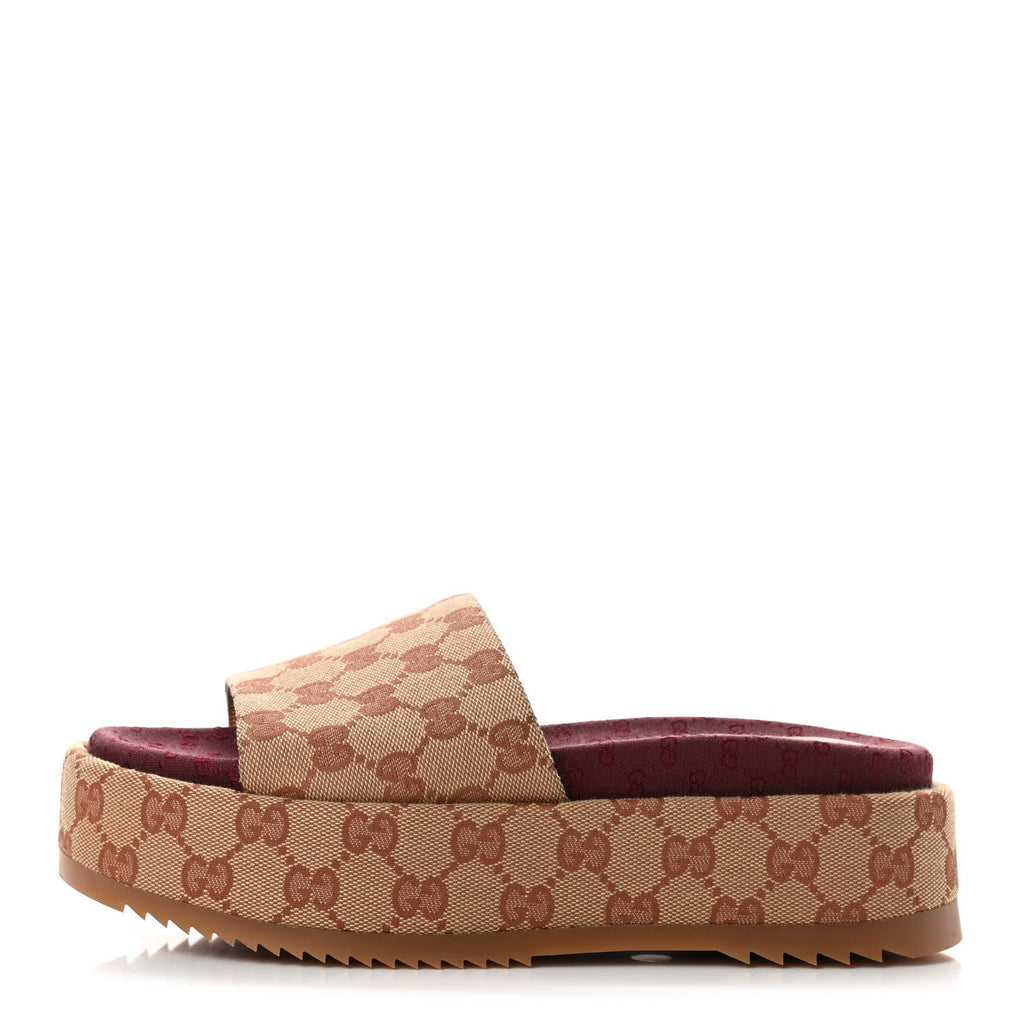GUCCI GG SUPREME ANGELINA PLATFORM SLIDE SANDALS