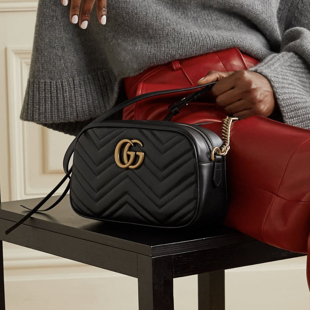 Gucci 447632 Women's Black Quilted Leather GG Marmont Shoulder bag (GG2069)
