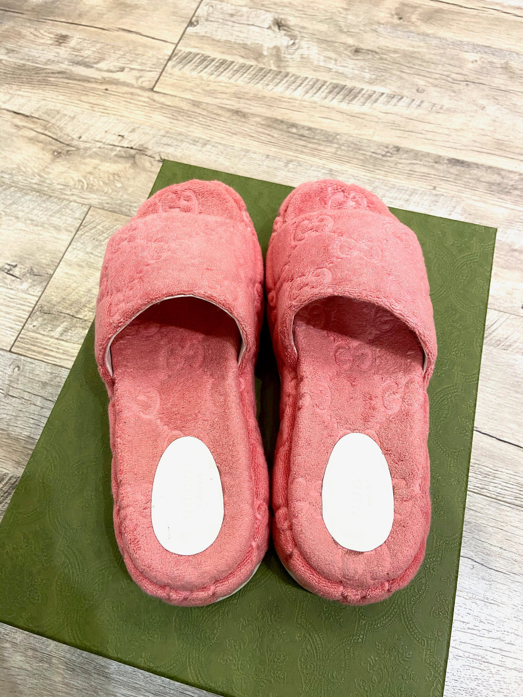 GUCCI GG PLATFORM SPONGE SLIDE SANDALS IN WILD ROSE
