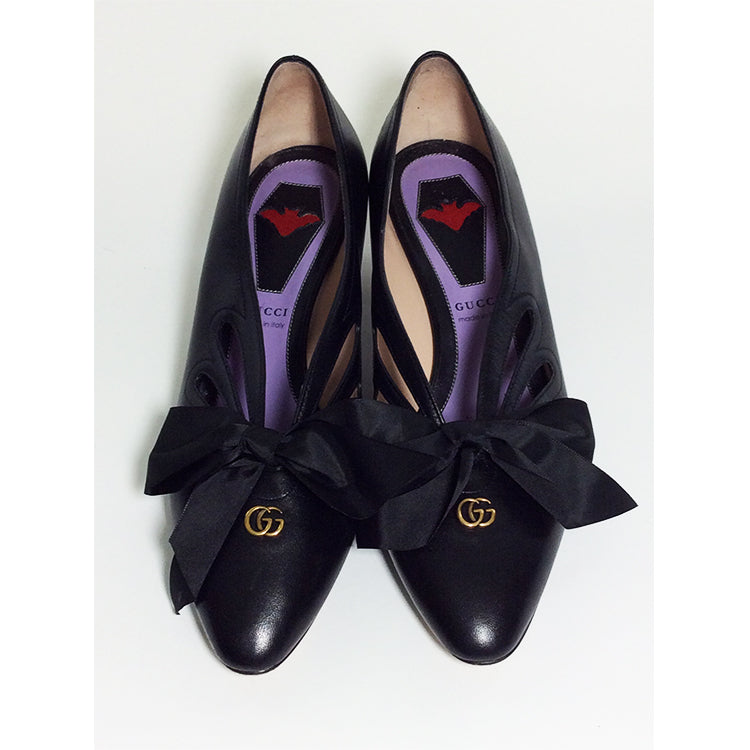 Gucci Black Leather Pump with Cut-out and ribbon Bow Sz 37.5 (7.5)