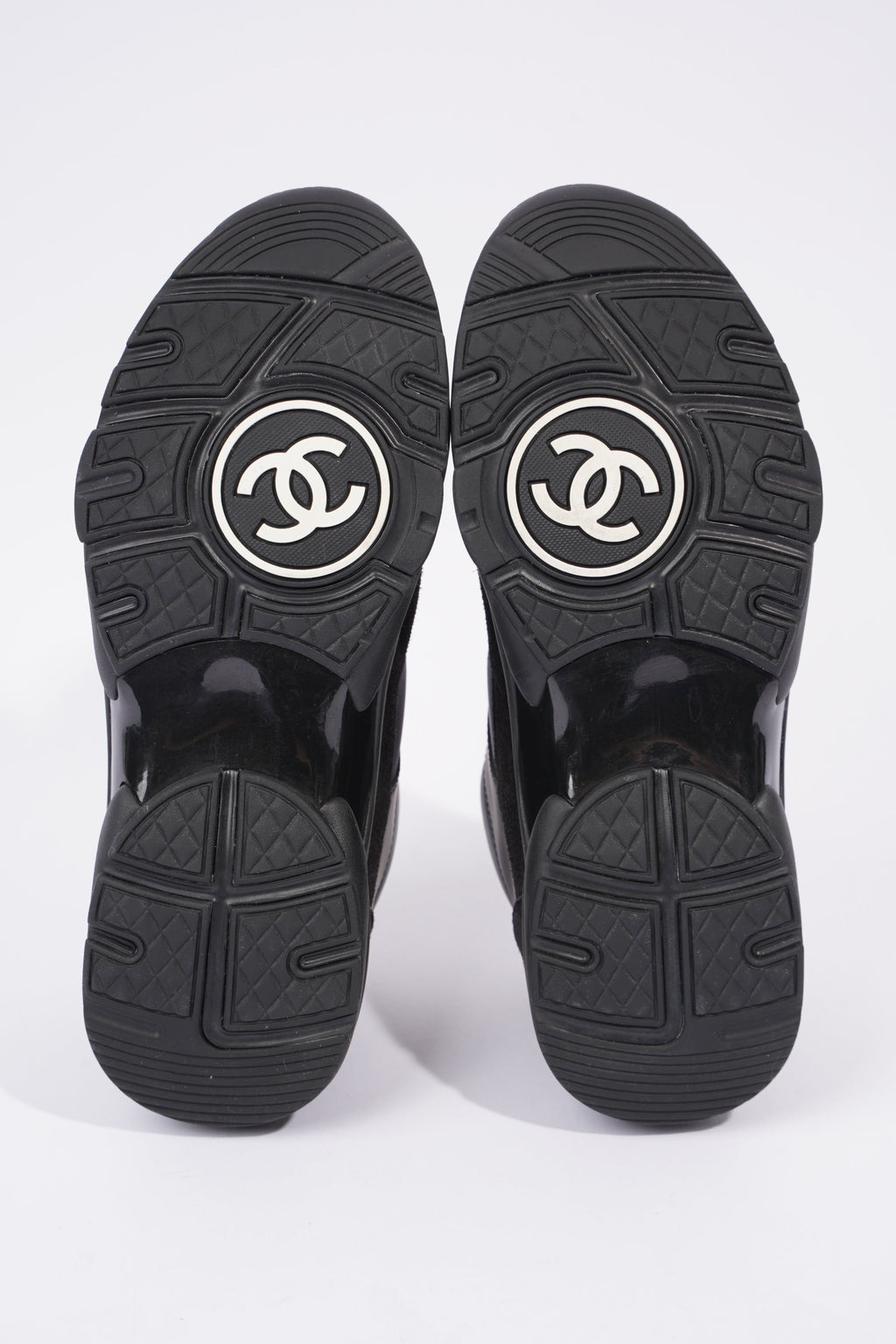 Chanel CC Logo Sneaker Black Suede EU 38 UK 5