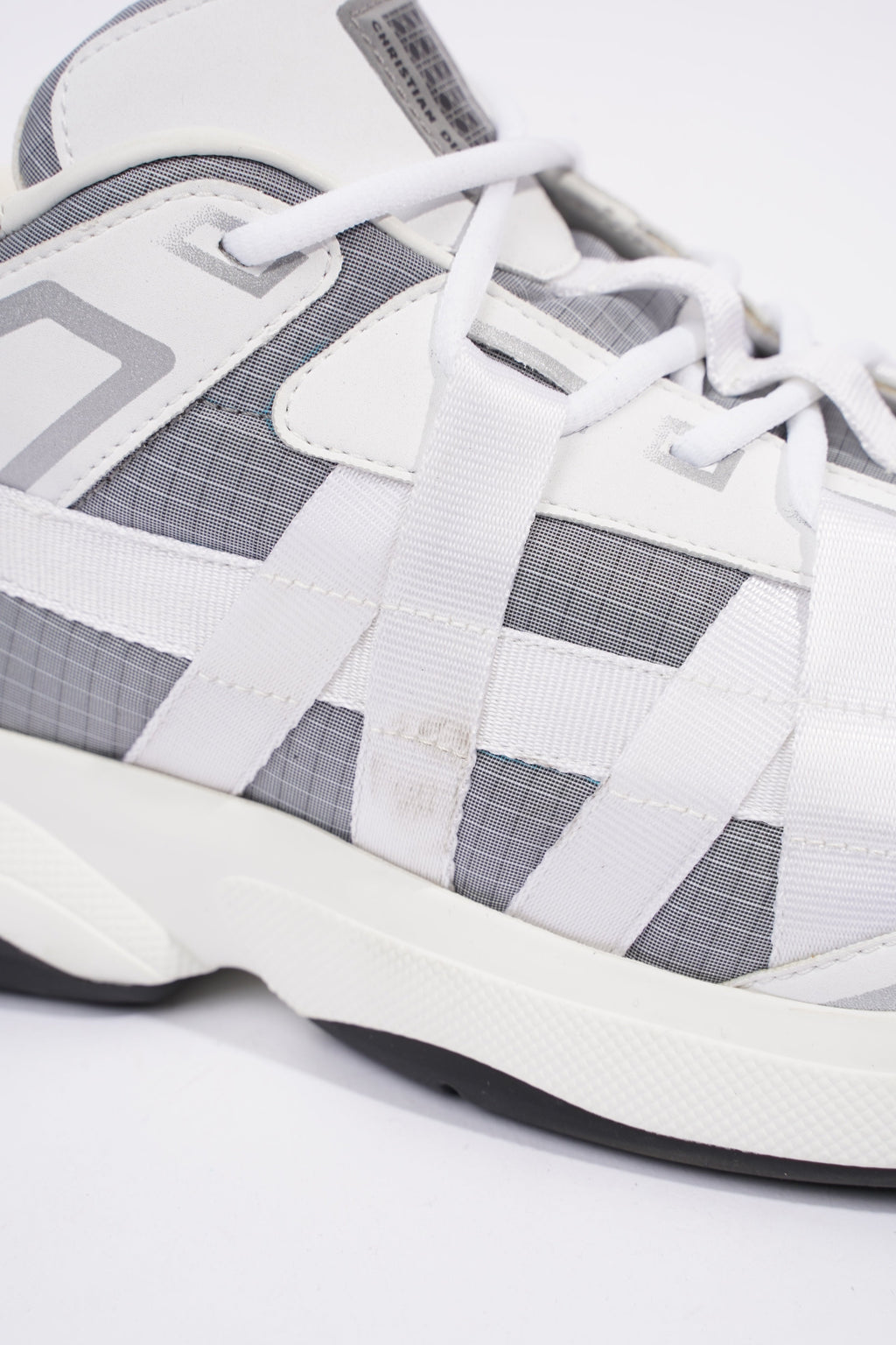Christian Dior B24 Runtek White / Grey Technical Fabric EU 42.5 UK 8.5