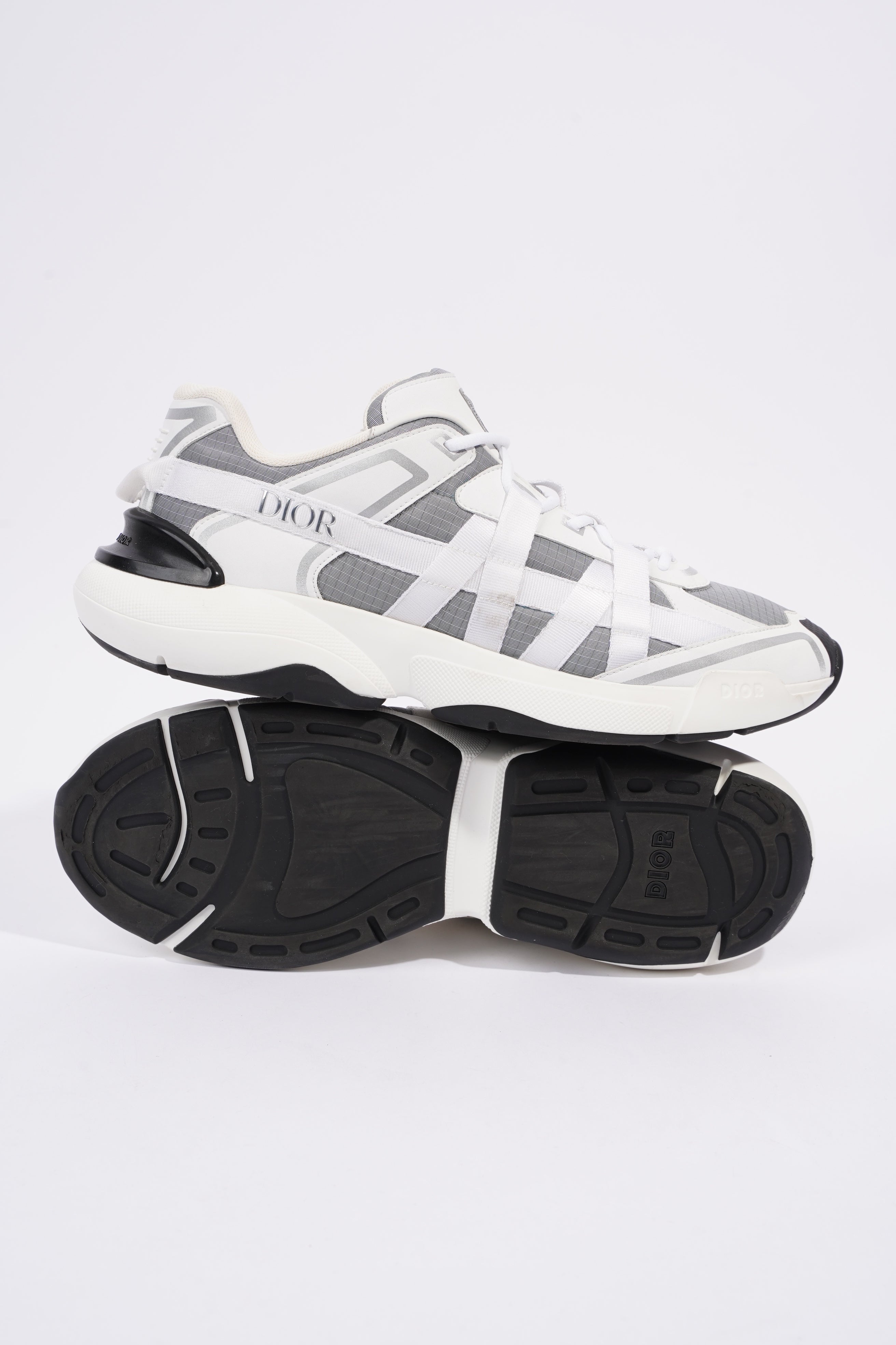 Christian Dior B24 Runtek White / Grey Technical Fabric EU 42.5 UK 8.5
