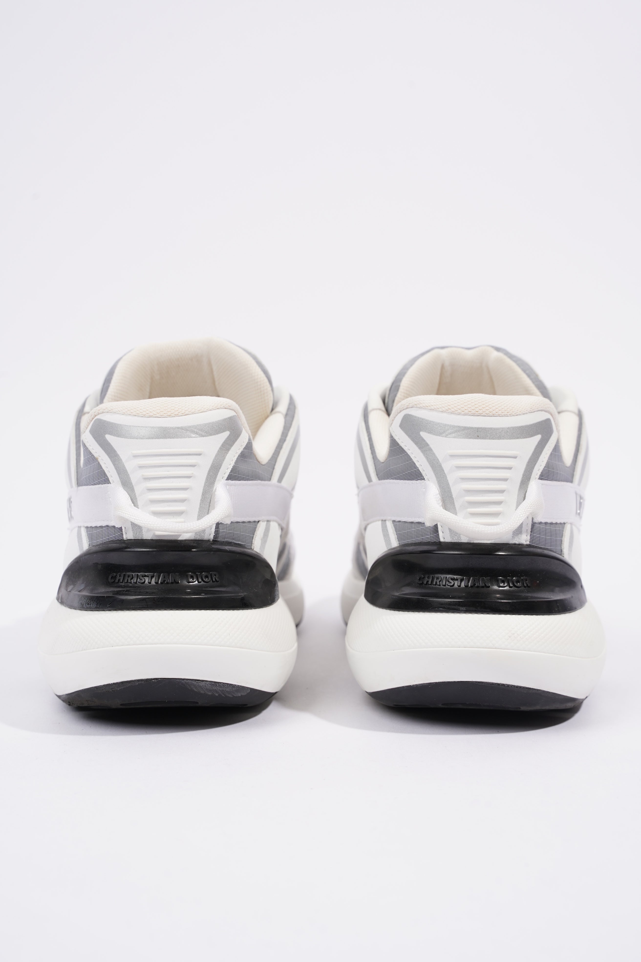 Christian Dior B24 Runtek White / Grey Technical Fabric EU 42.5 UK 8.5