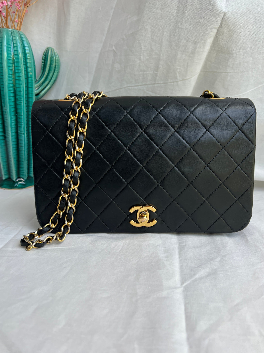 Vintage 90's CHANEL Medium Black Flap Bag