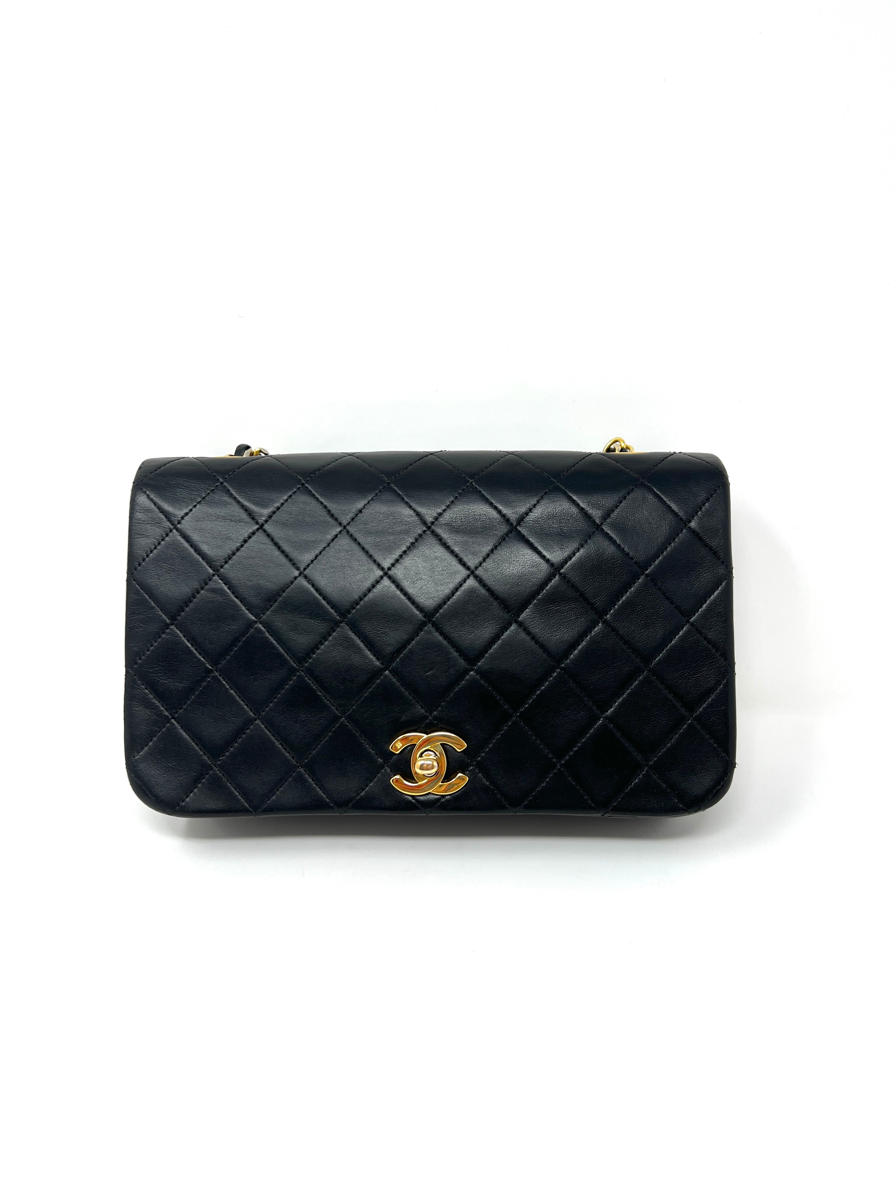 Vintage 90's CHANEL Medium Black Flap Bag