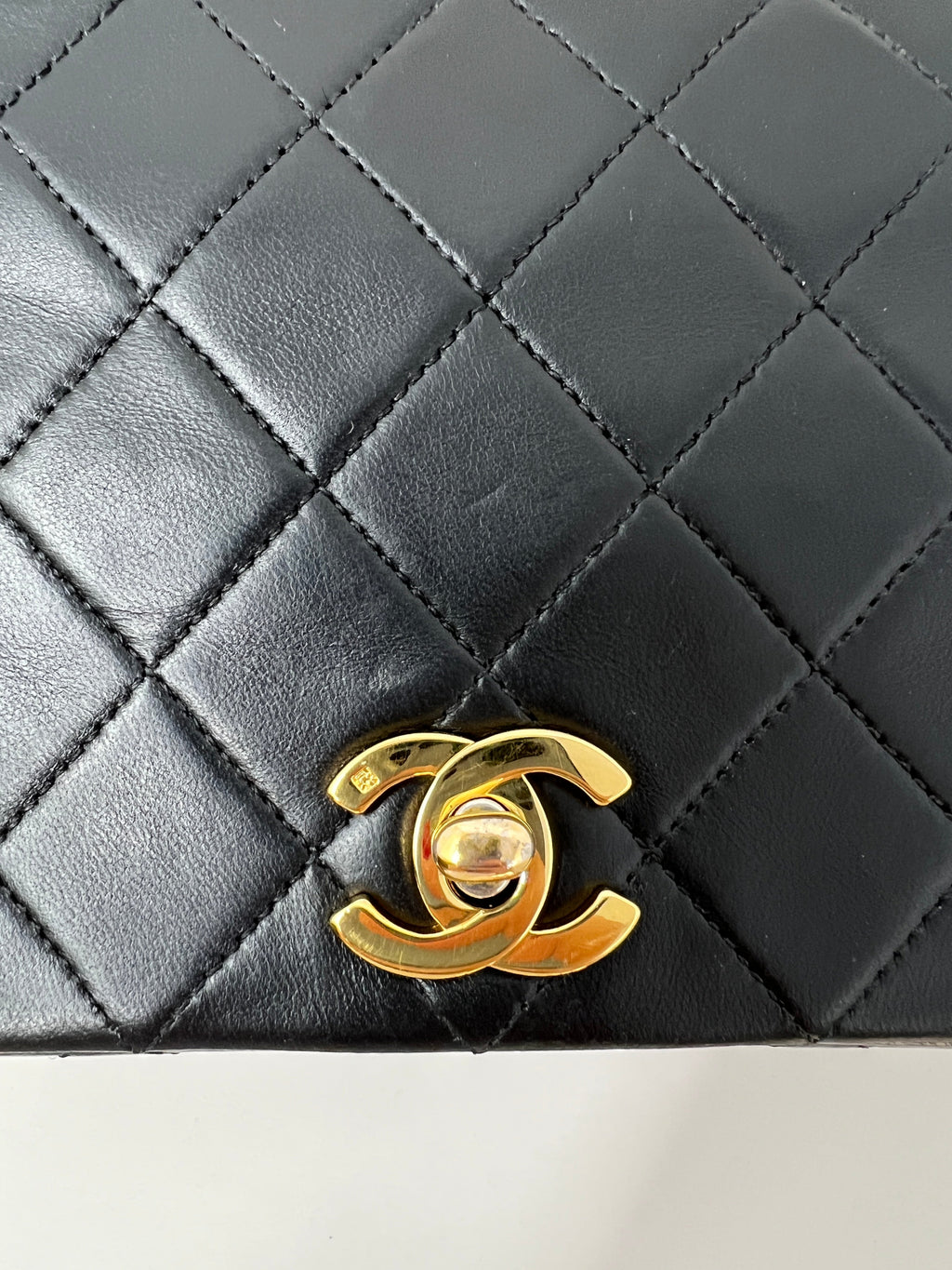 Vintage 90's CHANEL Medium Black Flap Bag