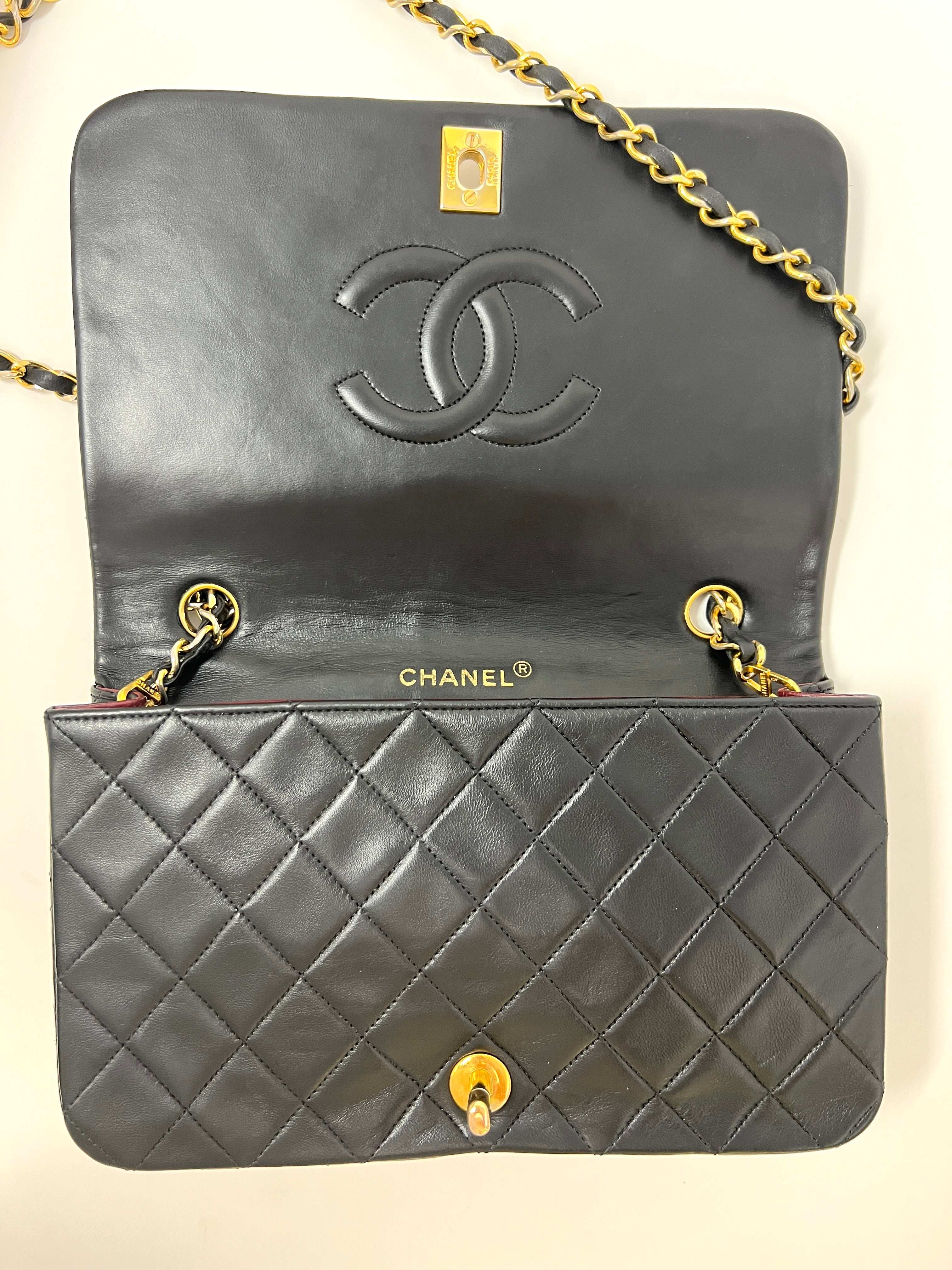 Vintage 90's CHANEL Medium Black Flap Bag