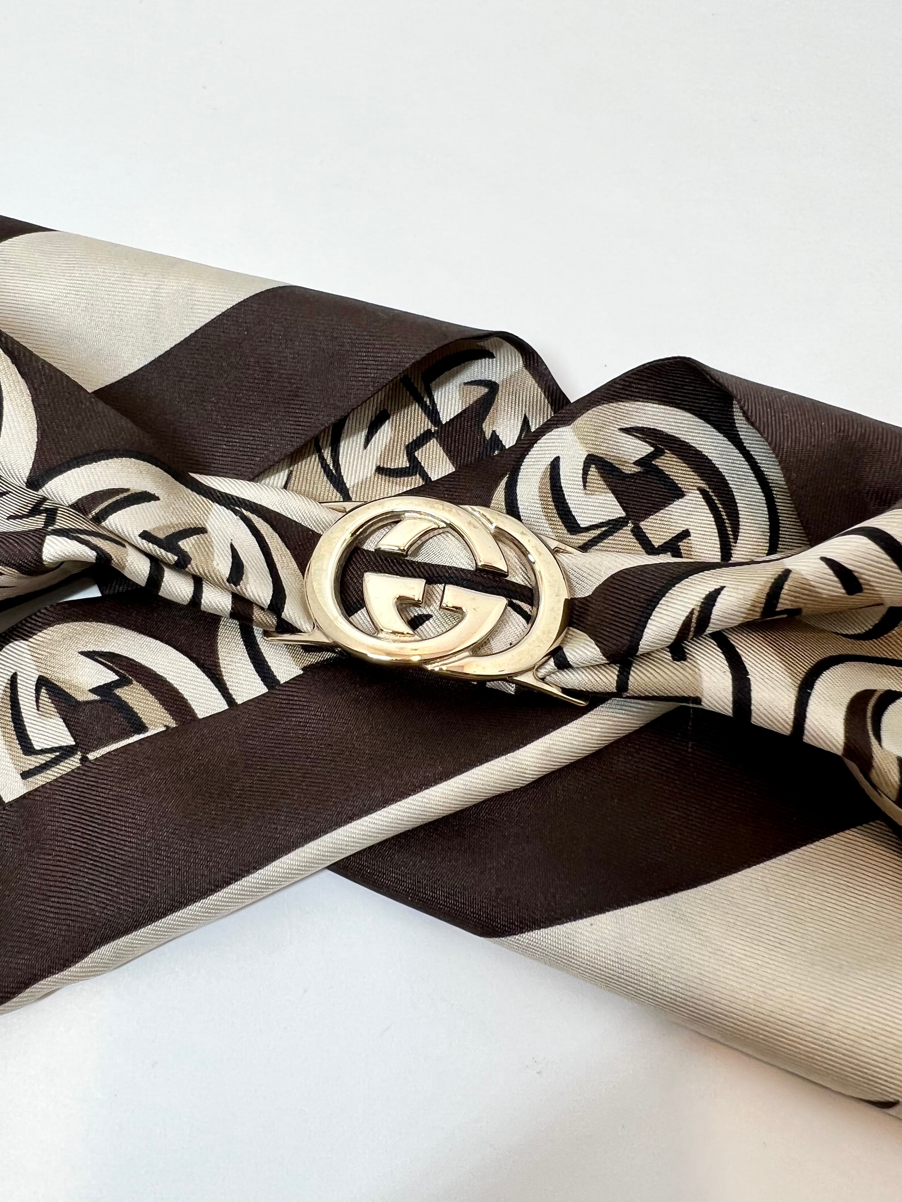 Gucci brooch scarf