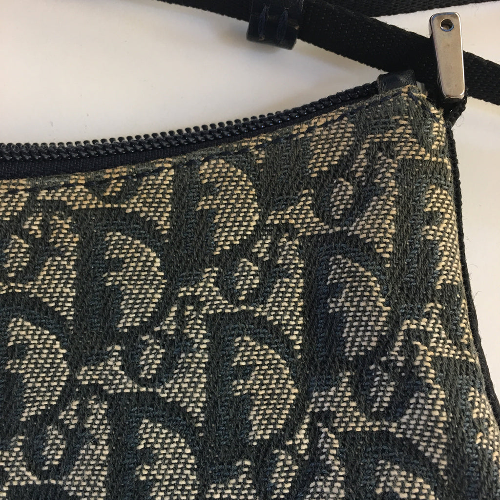 CHRISTIAN DIOR Shoulder Bag in Blue Fabric