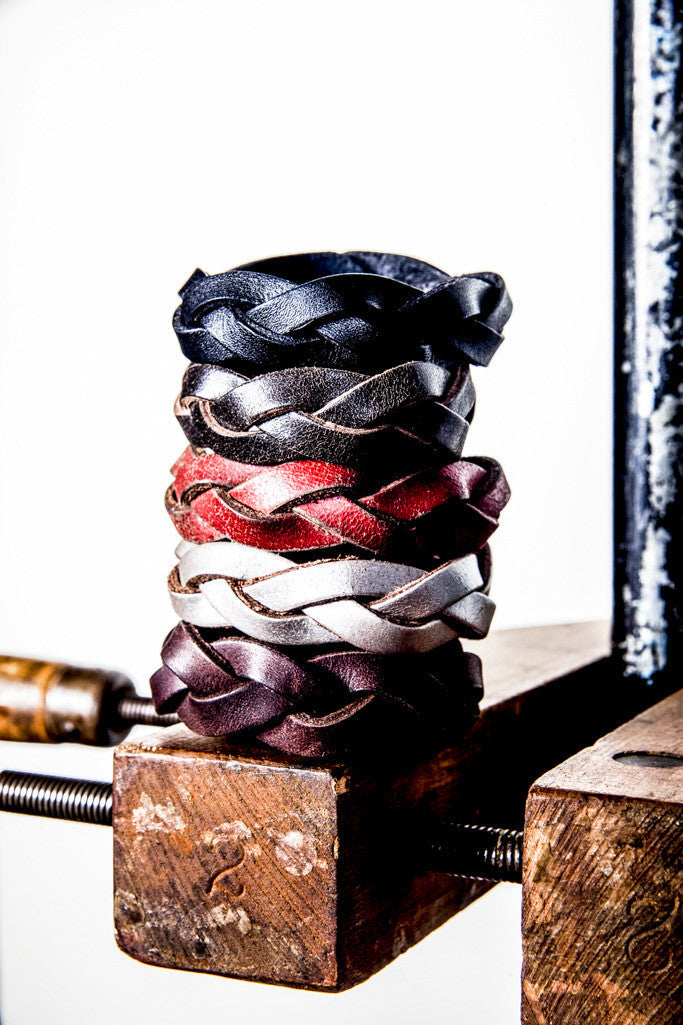 BRAIDED CUFF