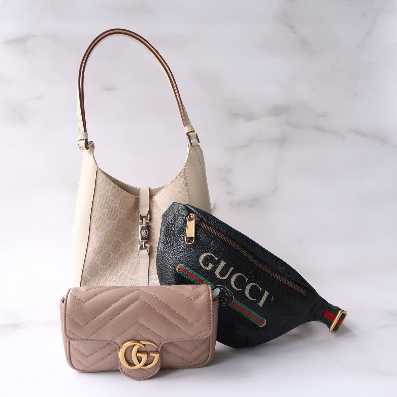GUCCI Sherry Logo Leather Small Waist Bag Pouch Black 527792