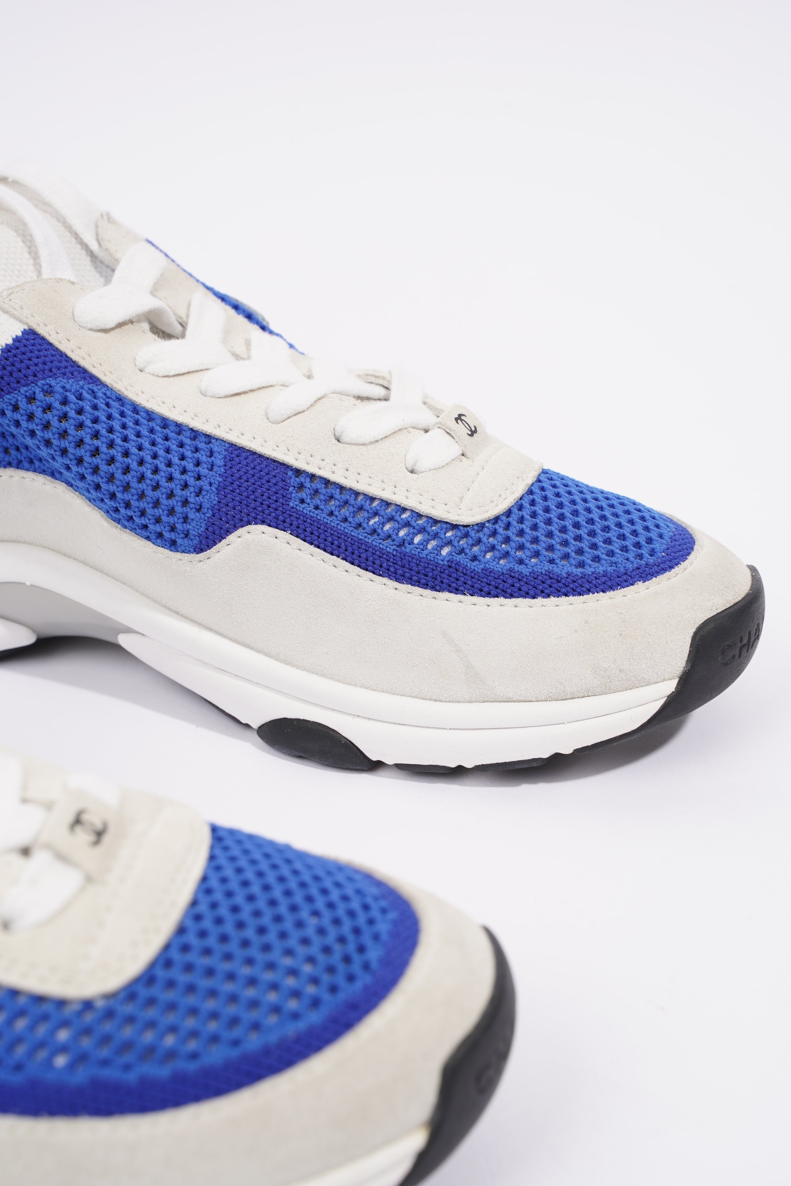 Chanel CC Logo Sneaker Blue / White Suede EU 38 UK 5