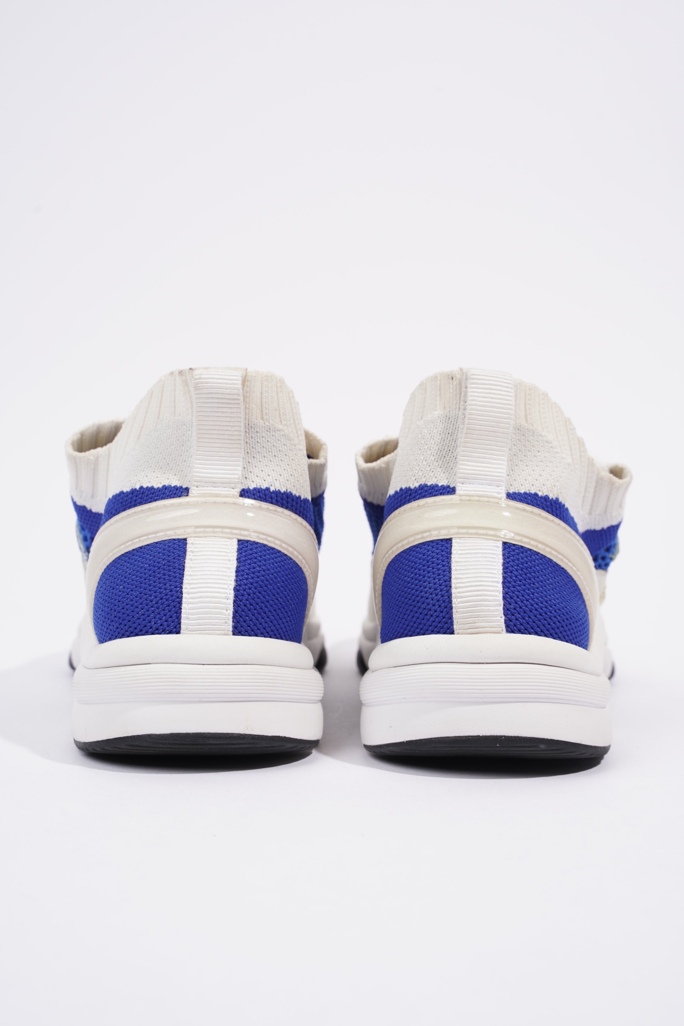 Chanel CC Logo Sneaker Blue / White Suede EU 38 UK 5