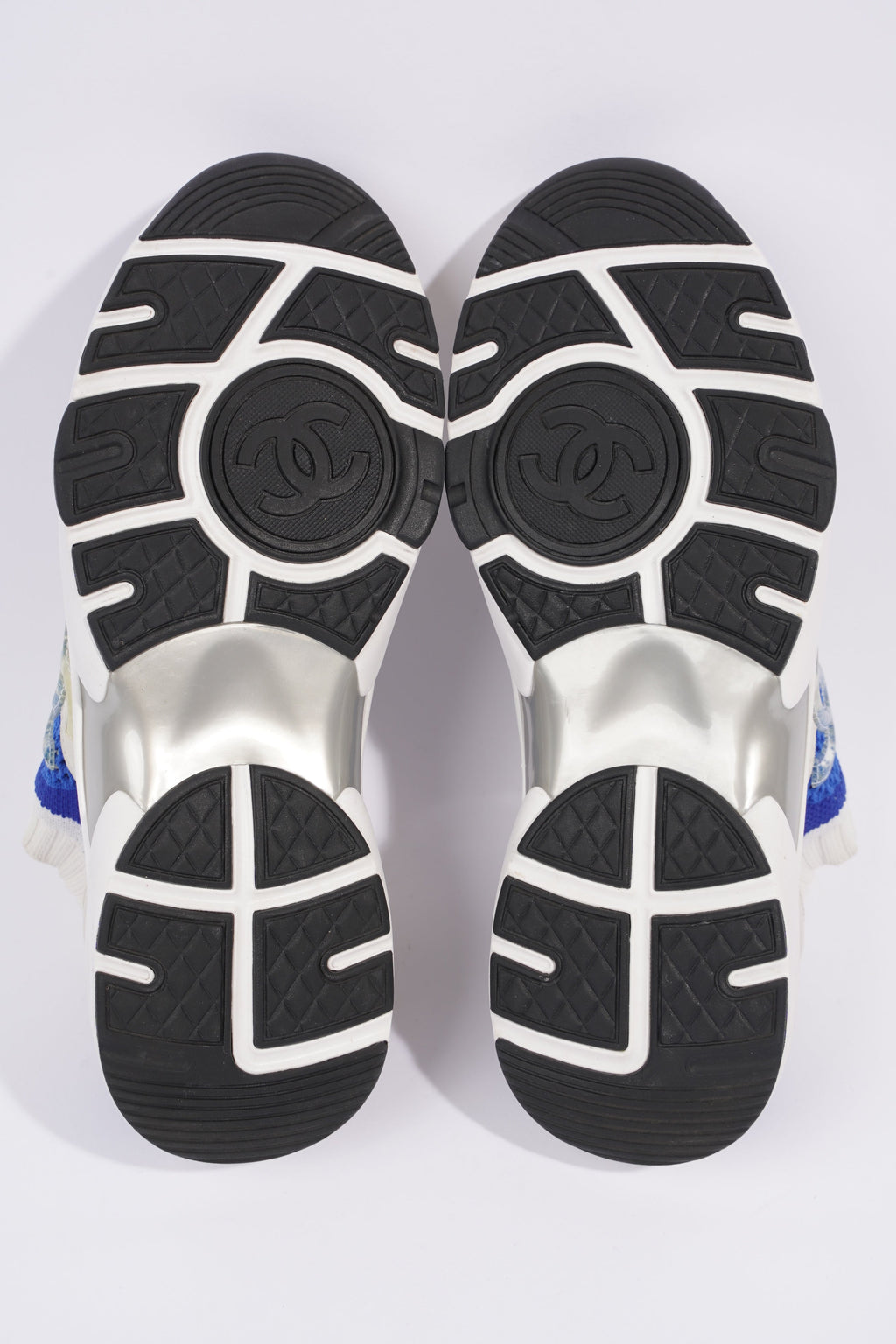 Chanel CC Logo Sneaker Blue / White Suede EU 38 UK 5