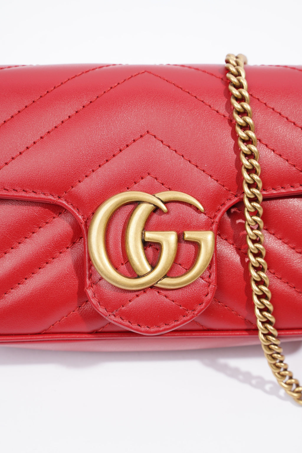 Gucci GG Marmont Red Matelasse Leather Super Mini