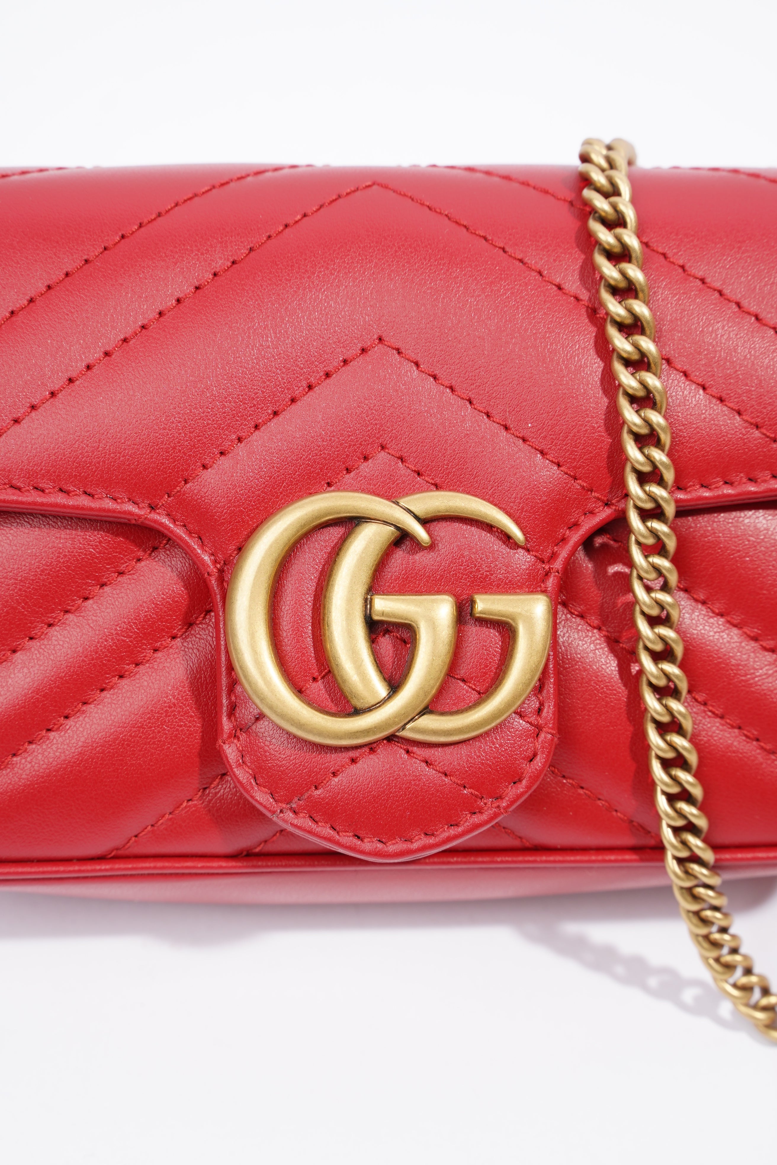 Gucci GG Marmont Red Matelasse Leather Super Mini