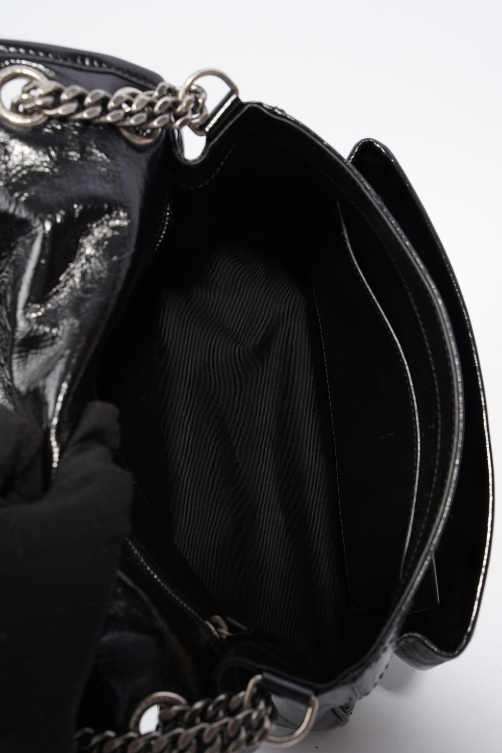 Saint Laurent Niki Black Leather Medium