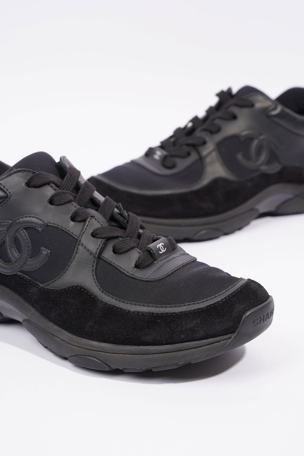 Chanel CC Logo Sneaker Black Suede EU 40 UK 7