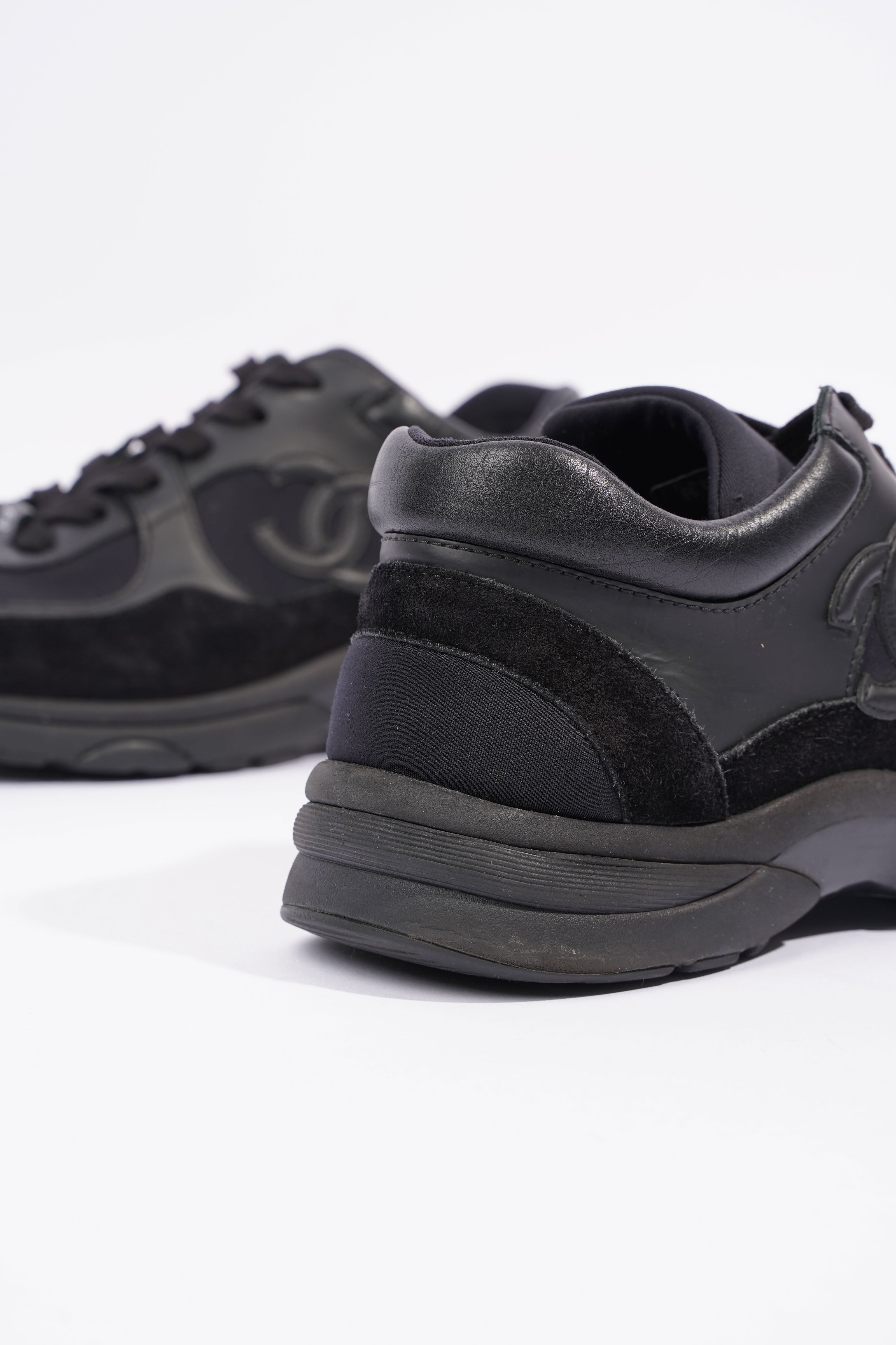 Chanel CC Logo Sneaker Black Suede EU 40 UK 7
