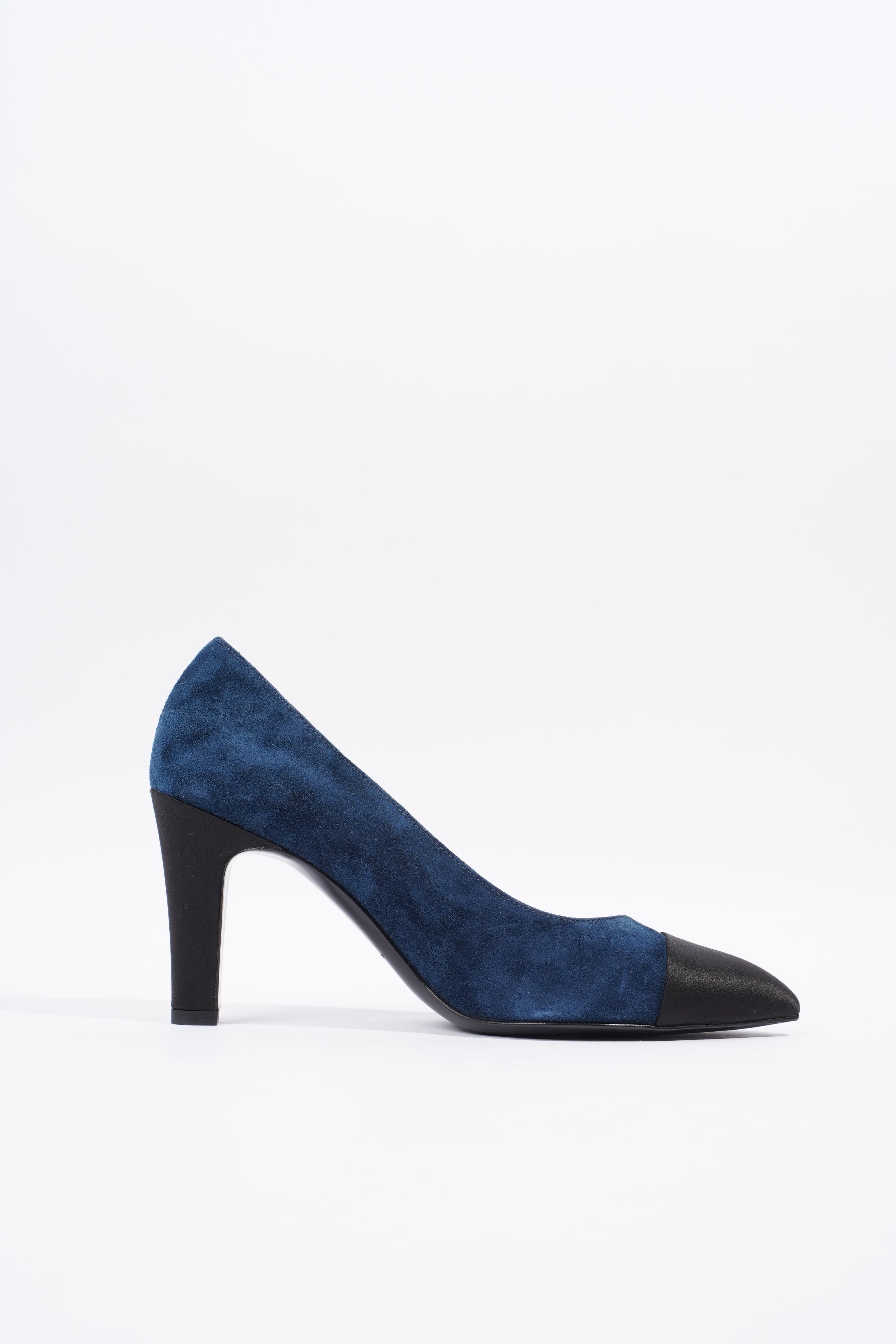 Chanel Gabrielle Coco Heels 80 Navy / Black Suede EU 37 UK 4