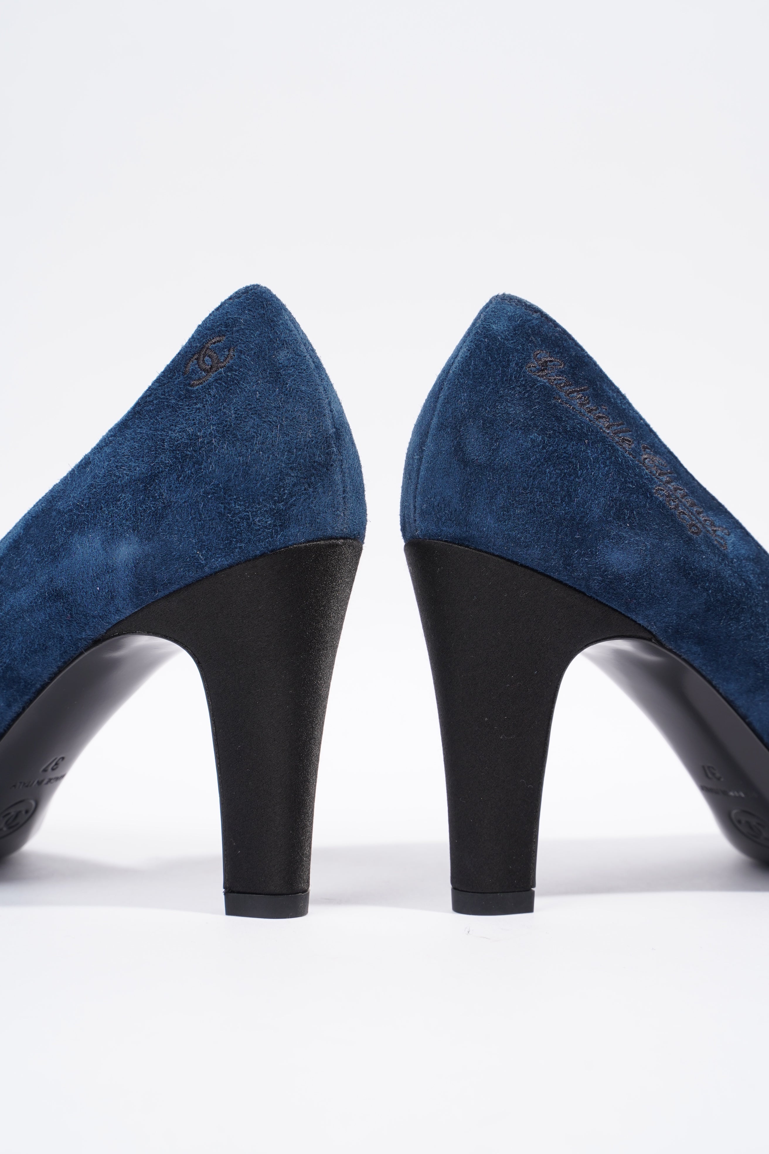 Chanel Gabrielle Coco Heels 80 Navy / Black Suede EU 37 UK 4