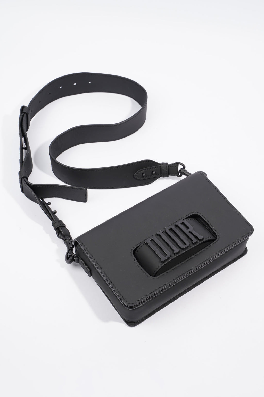 Christian Dior Dio(r)evolution Crossbody Ultra Matt Leather
