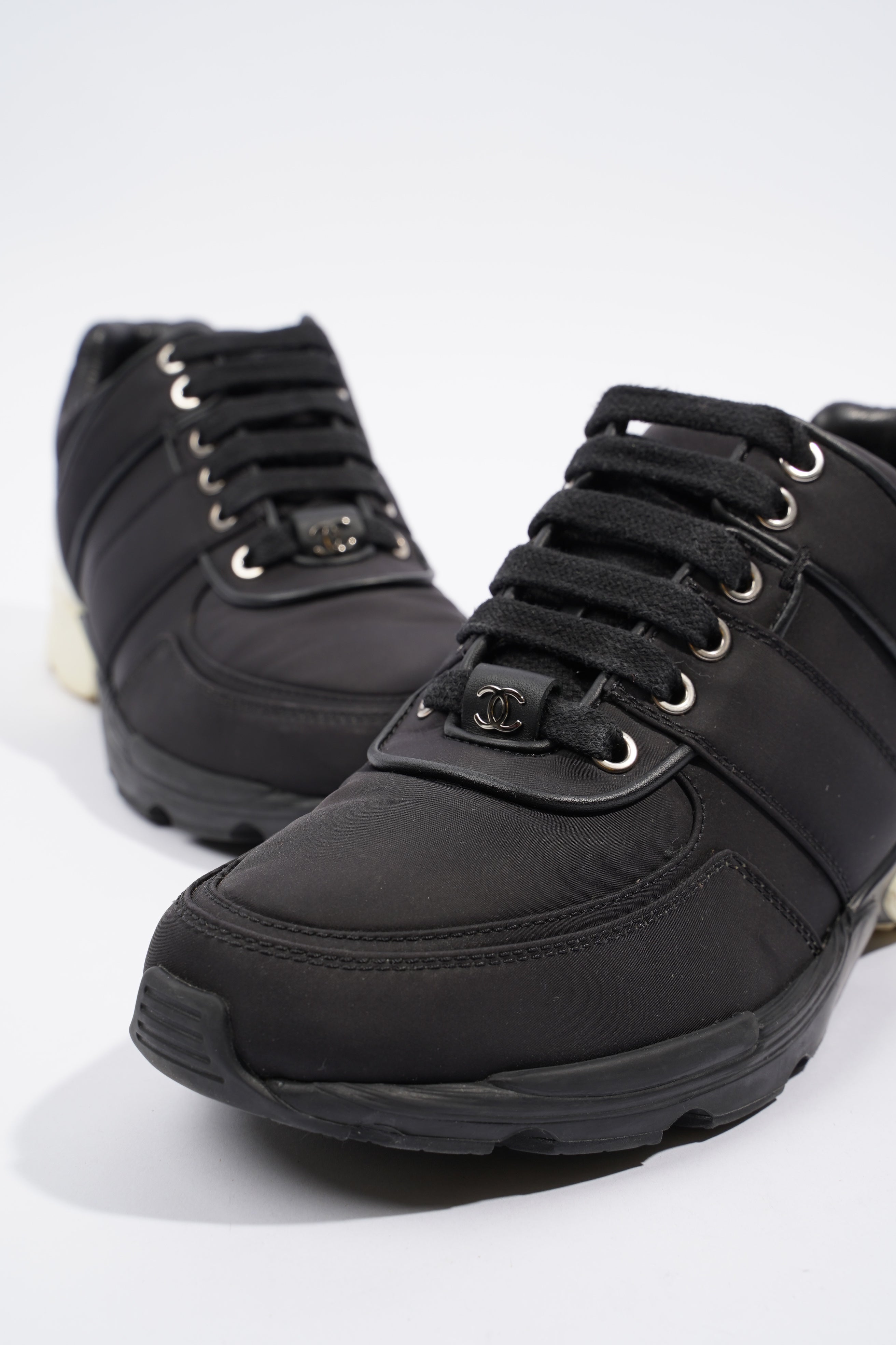 Chanel CC Logo Sneaker Black / White Nylon EU 36.5 UK 3.5