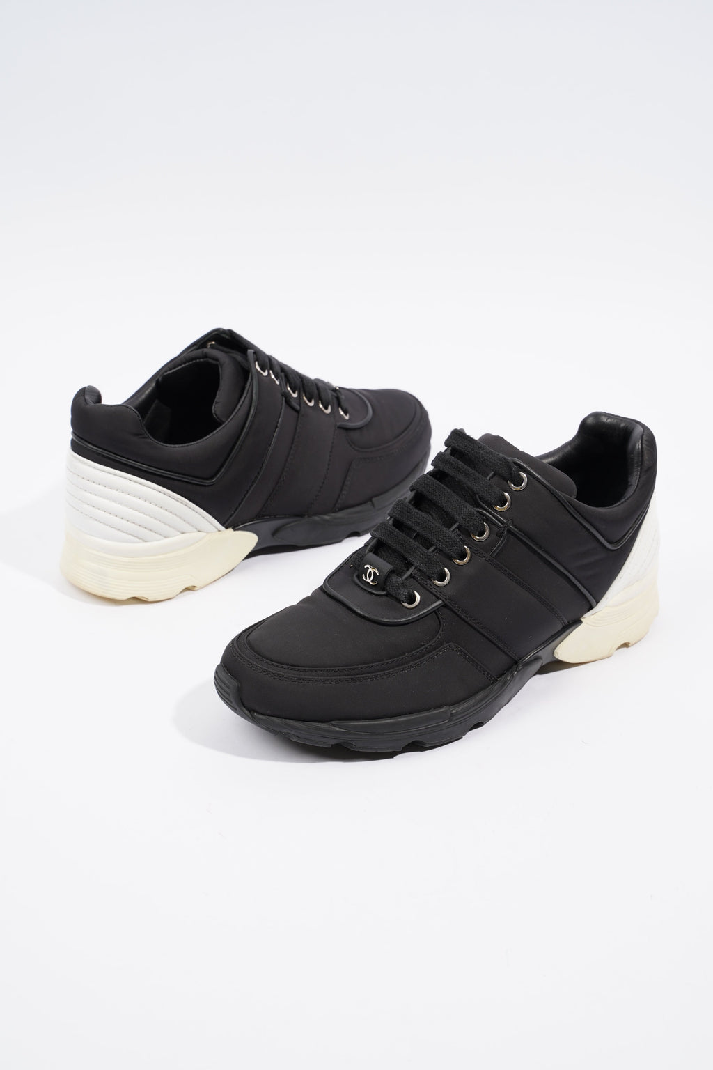 Chanel CC Logo Sneaker Black / White Nylon EU 36.5 UK 3.5