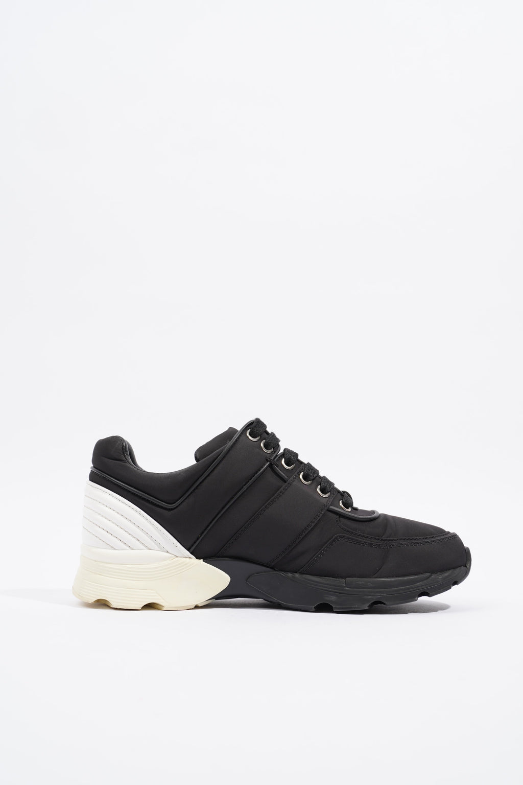 Chanel CC Logo Sneaker Black / White Nylon EU 36.5 UK 3.5