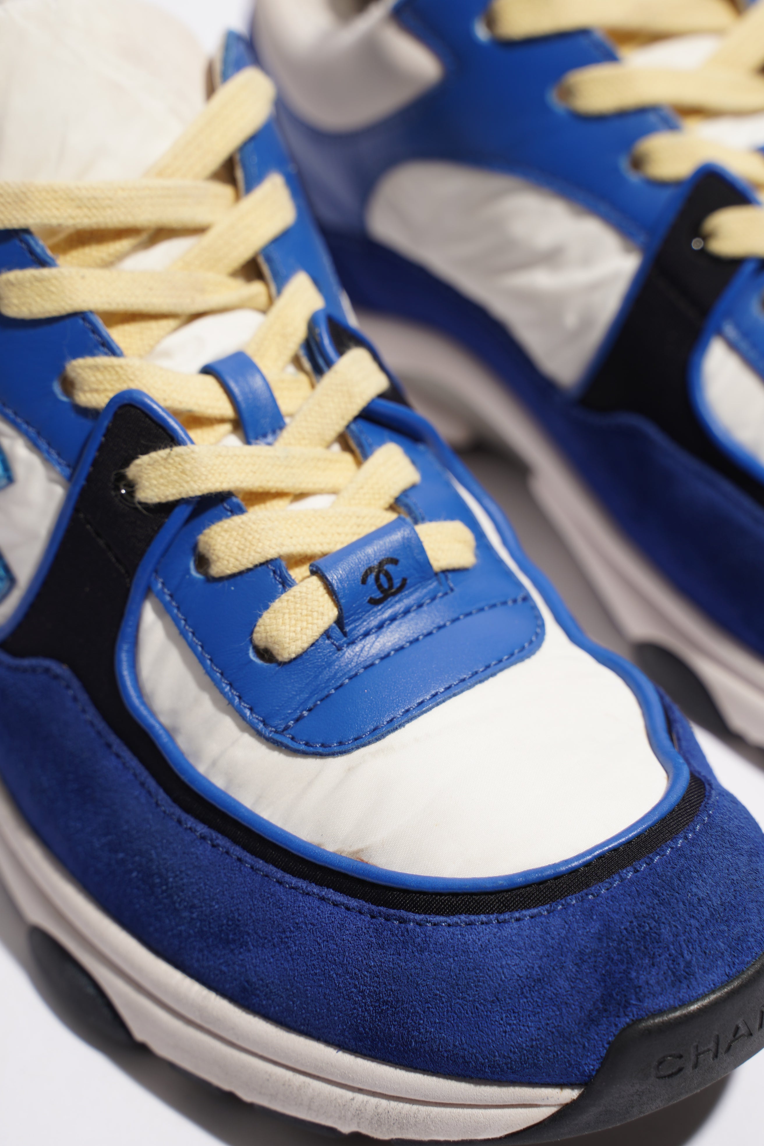Chanel CC Runner Blue / White Suede EU 38 UK 5