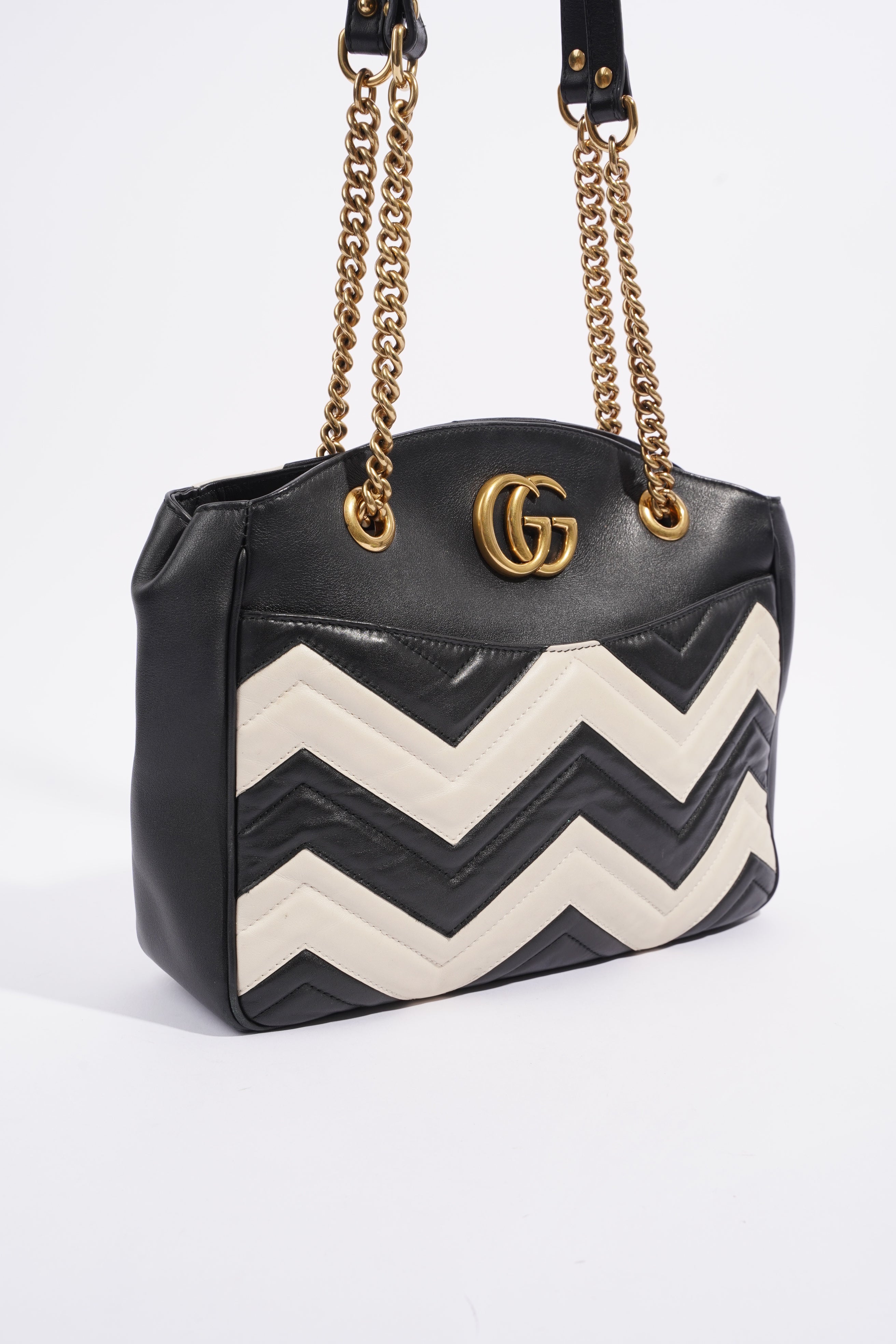 Gucci GG Marmont Zig Zag Black / White Matelasse Leather Medium