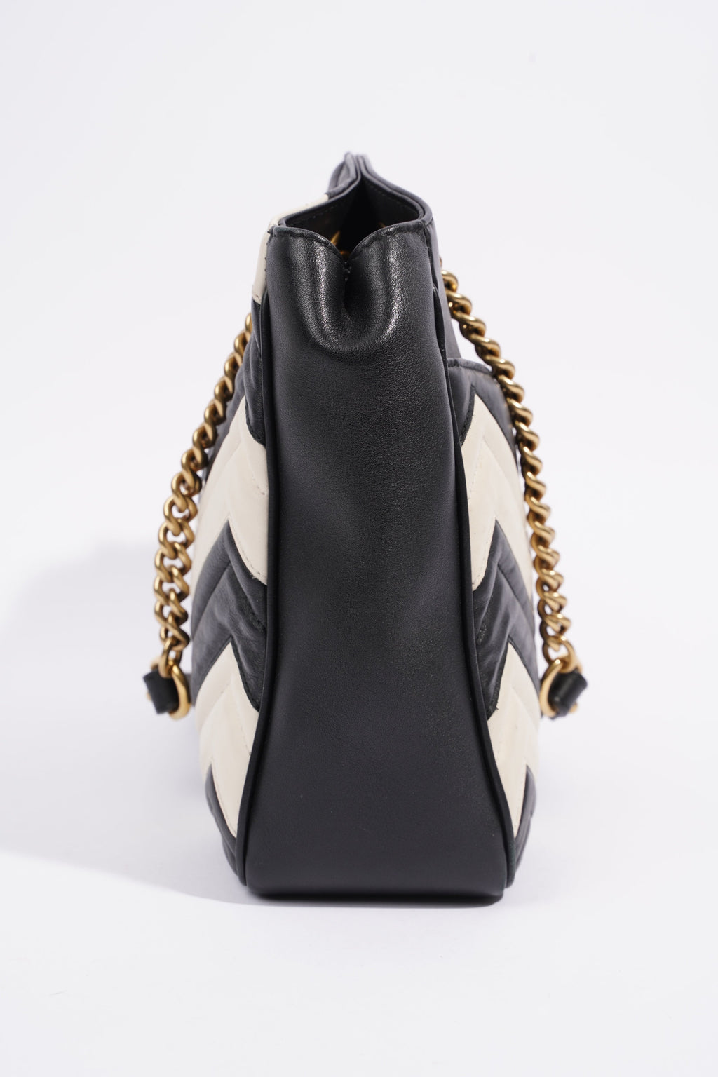 Gucci GG Marmont Zig Zag Black / White Matelasse Leather Medium