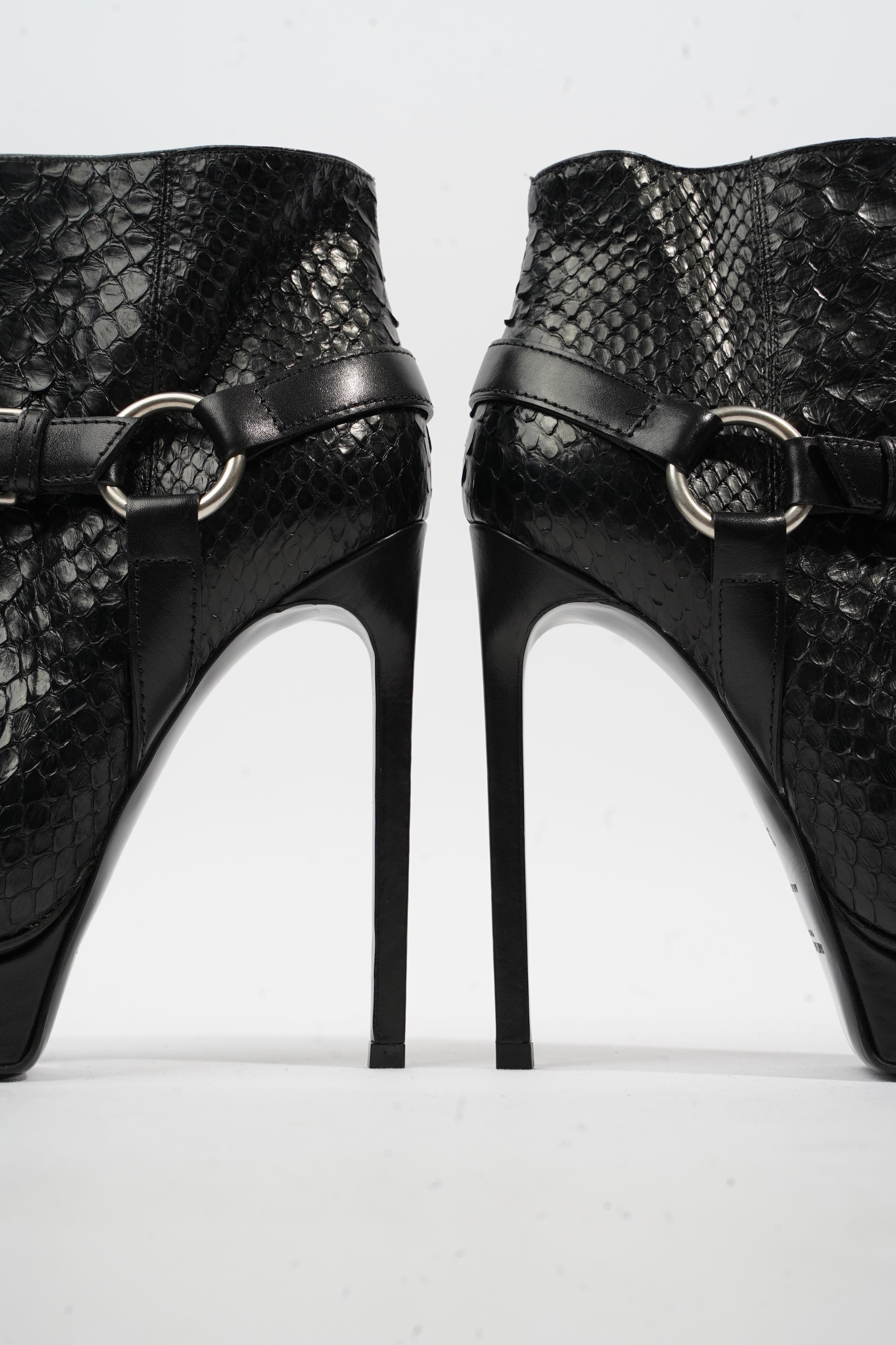 Saint Laurent Ankle Boots 120 Black Python EU 36 UK 3
