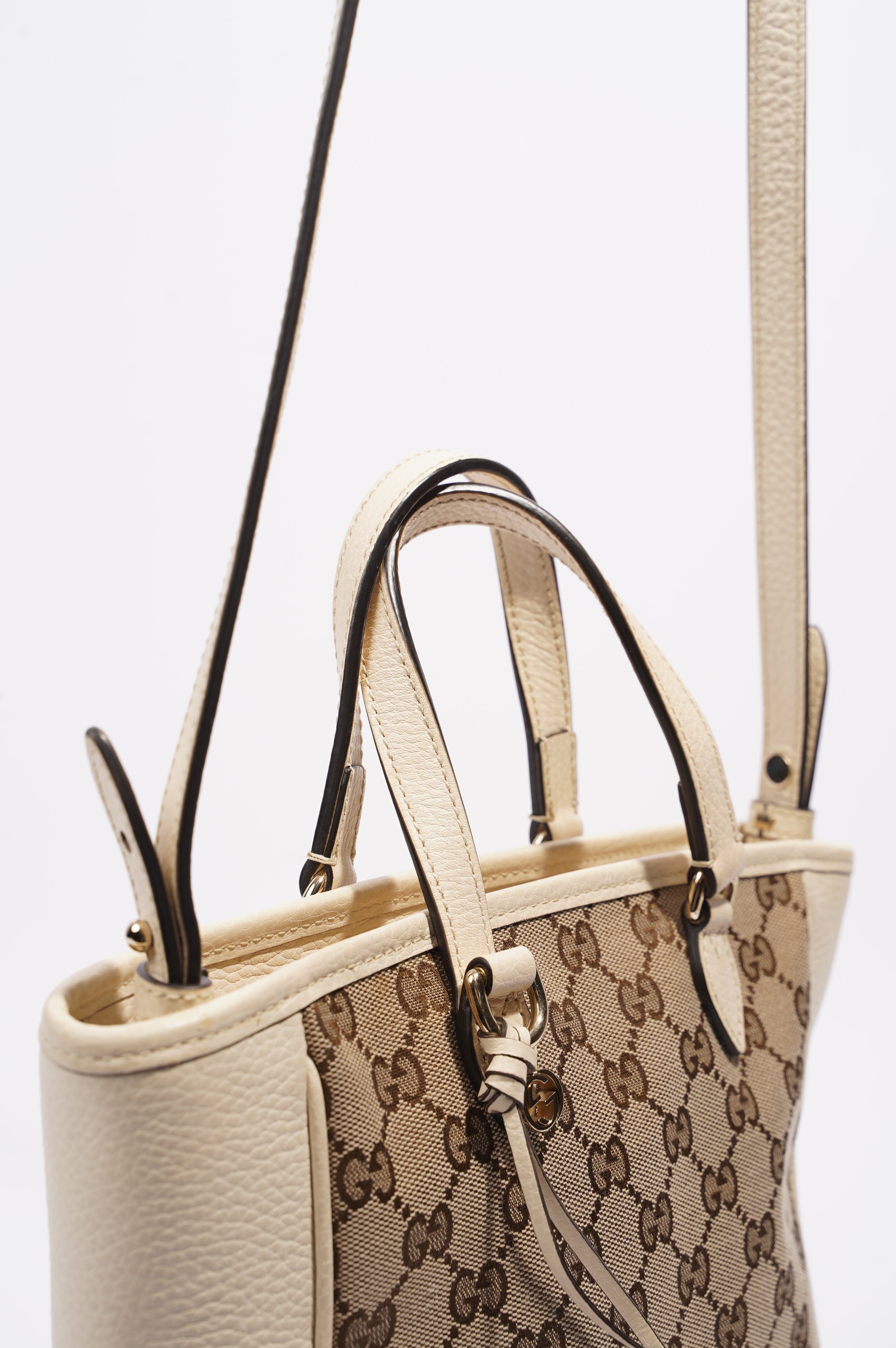 Gucci Bree GG Bag White and monogram Canvas Small