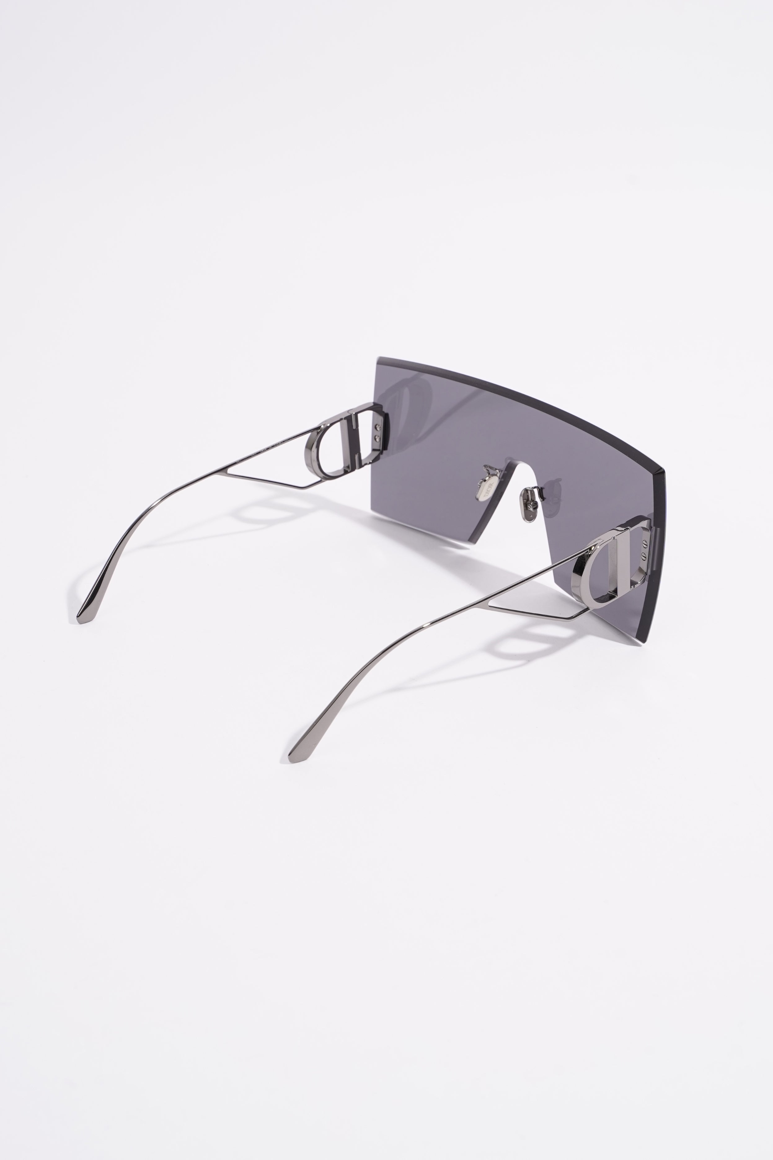 Christian Dior 30 Montaigne M1U Sunglasses Black / Silver Base Metal 135