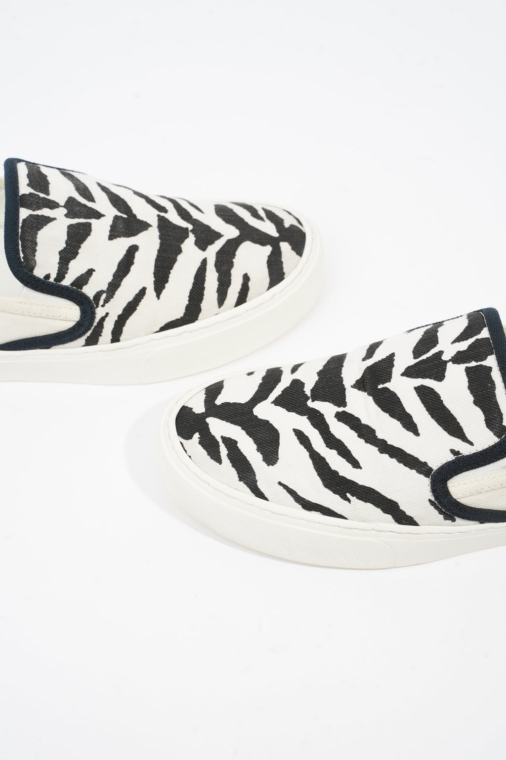 Saint Laurent Slip On Sneaker Zebra Print Canvas EU 40 UK 7