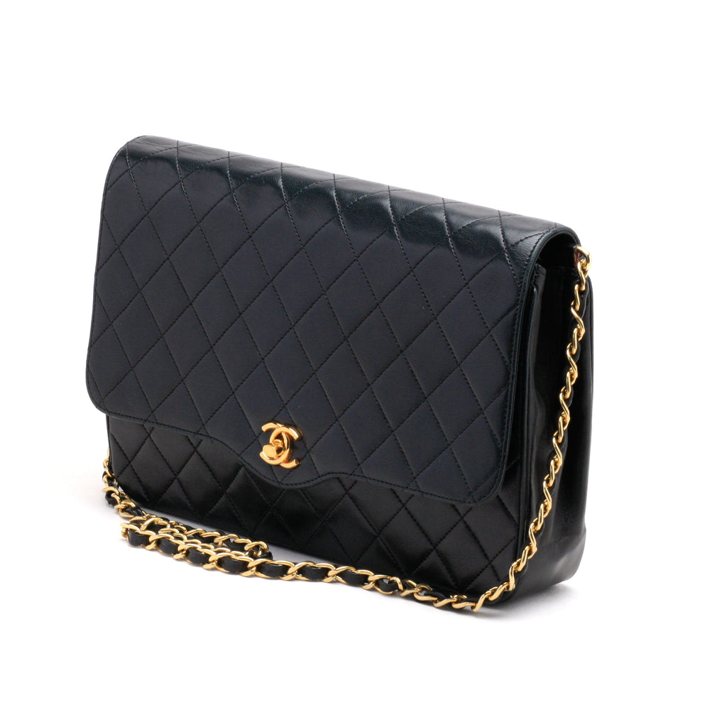 Chanel Shoulder Bag Flap Black Lambskin Leather Matrasse Vintage
