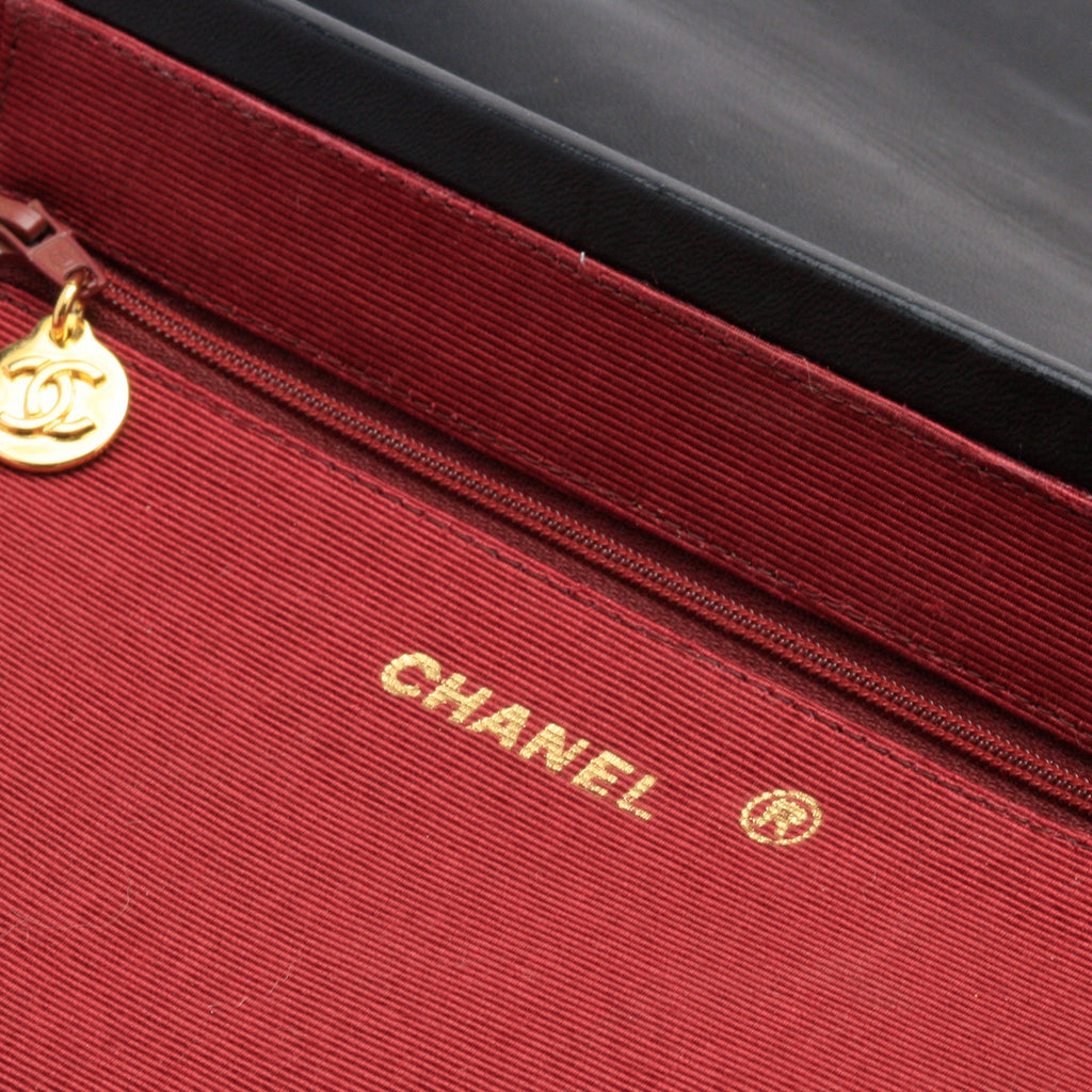 Chanel Shoulder Bag Flap Black Lambskin Leather Matrasse Vintage