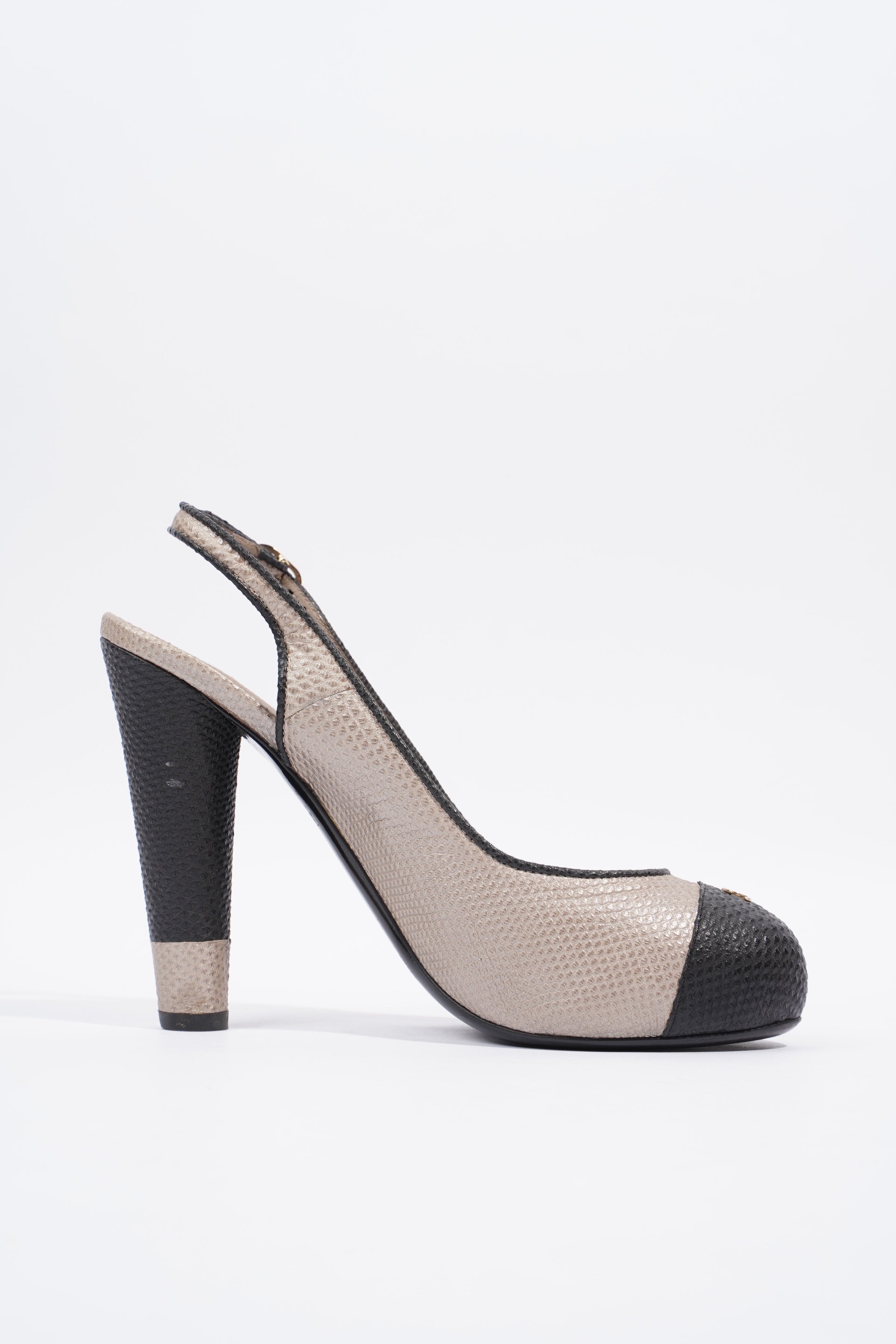 Chanel Slingback Pump 110 Beige / Black Grained Leather EU 38 UK 5