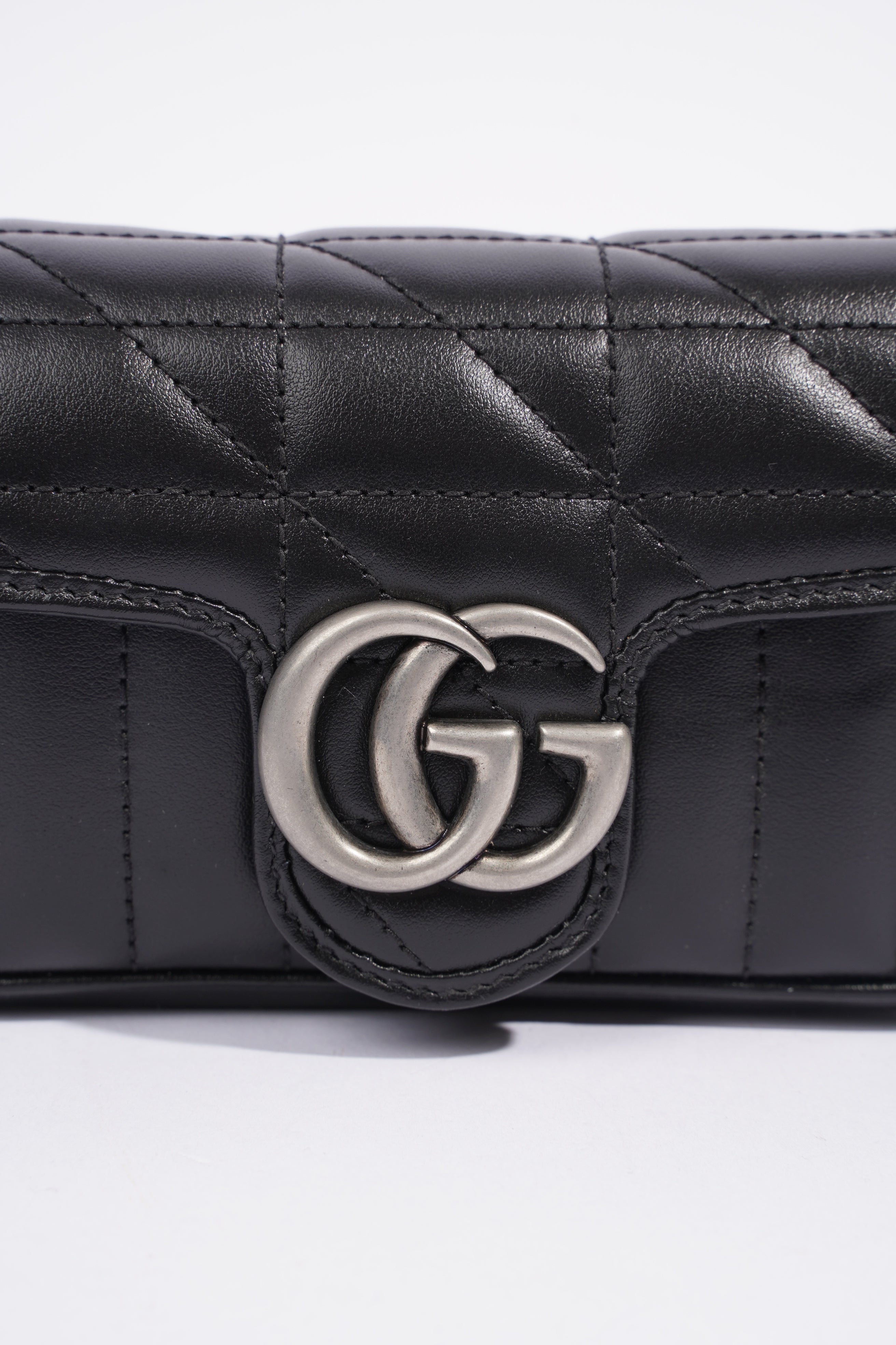 Gucci Marmont Flap Black Matelasse Leather Super Mini