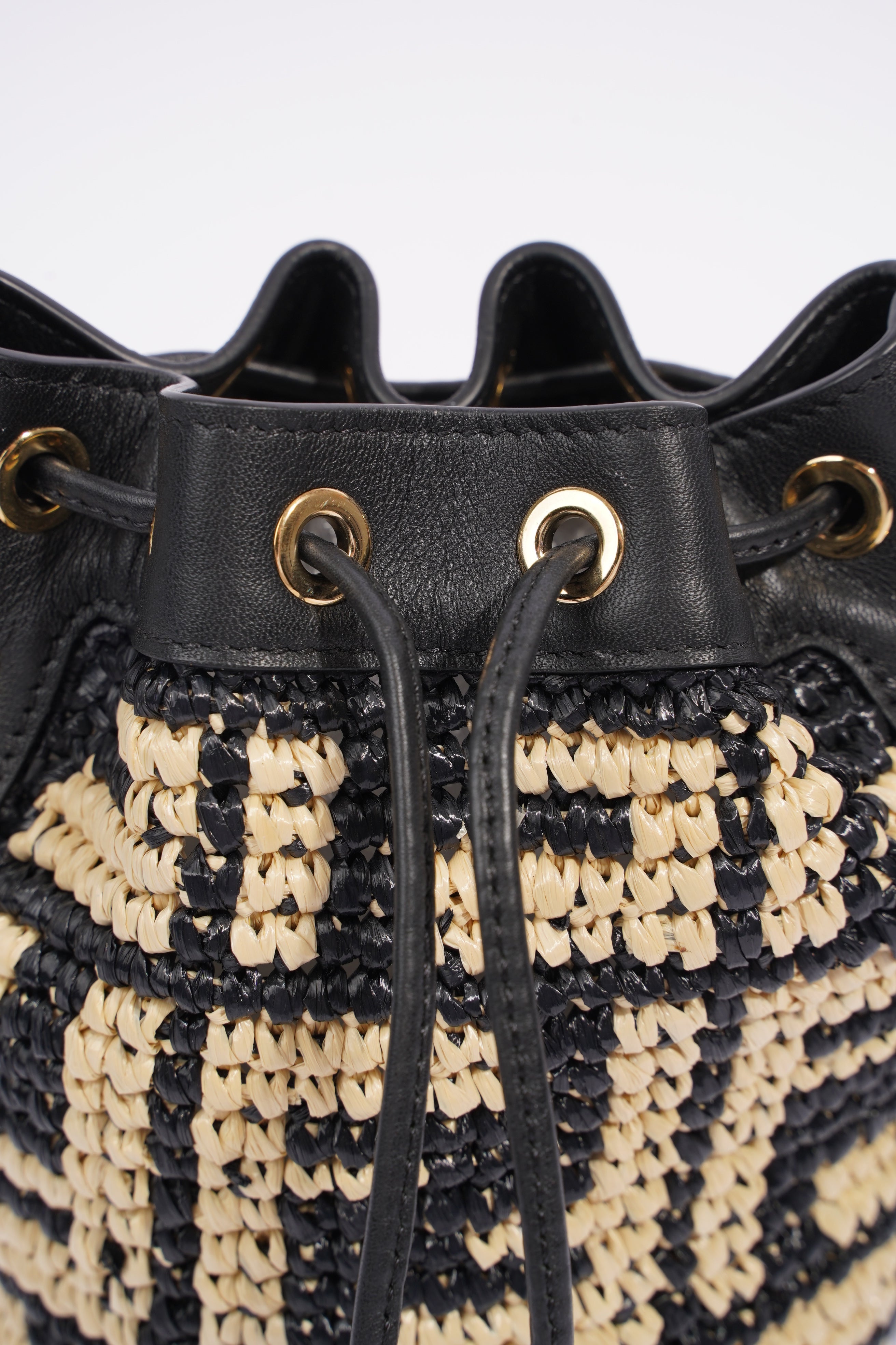 Fendi Mon Tresor Black / Beige Raffia