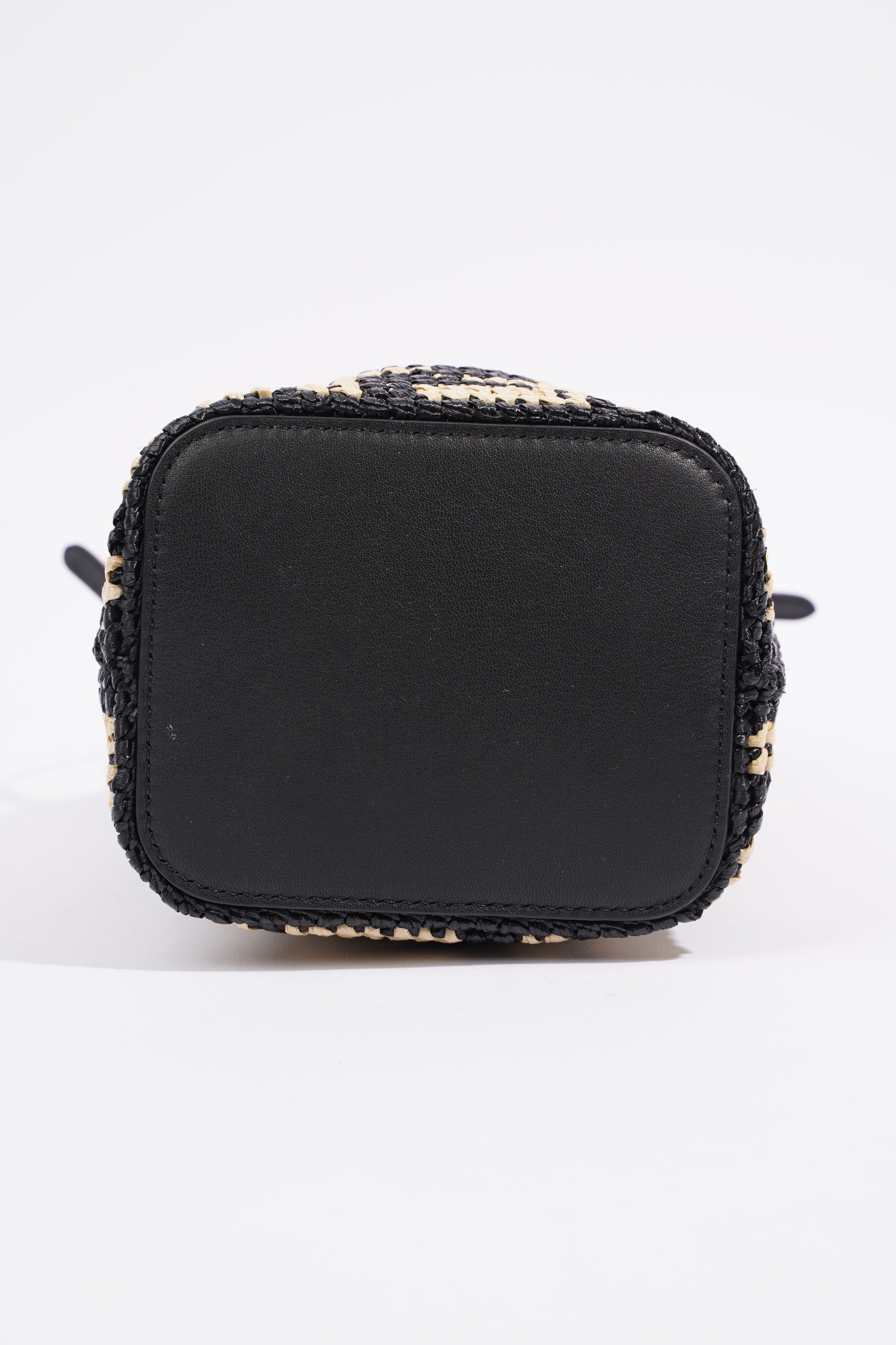 Fendi Mon Tresor Black / Beige Raffia